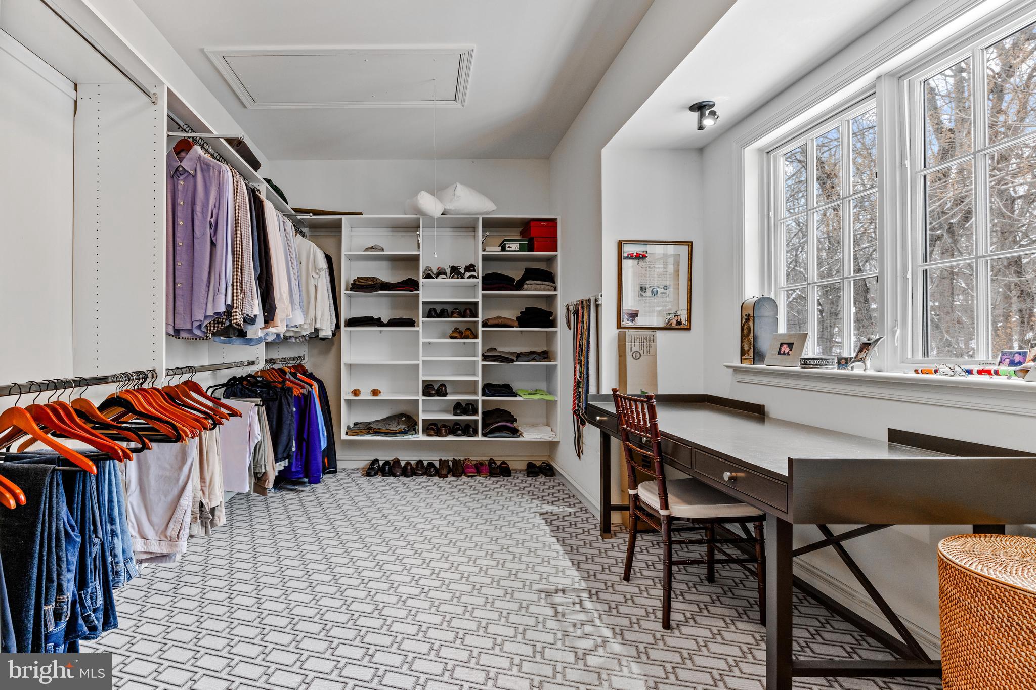 CAVES VALLEY - Residential