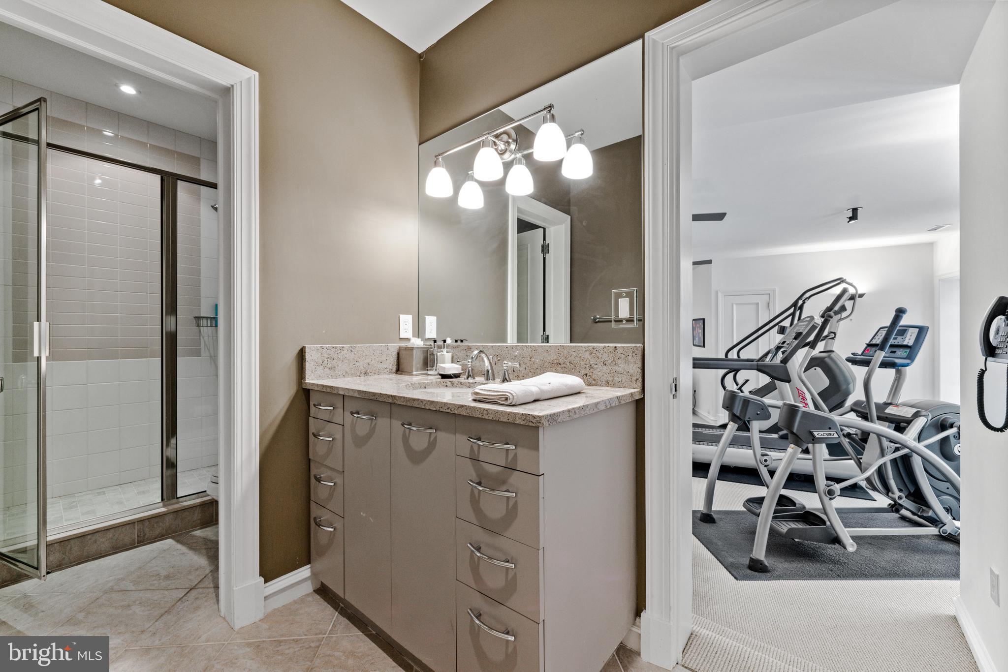 CAVES VALLEY - Residential