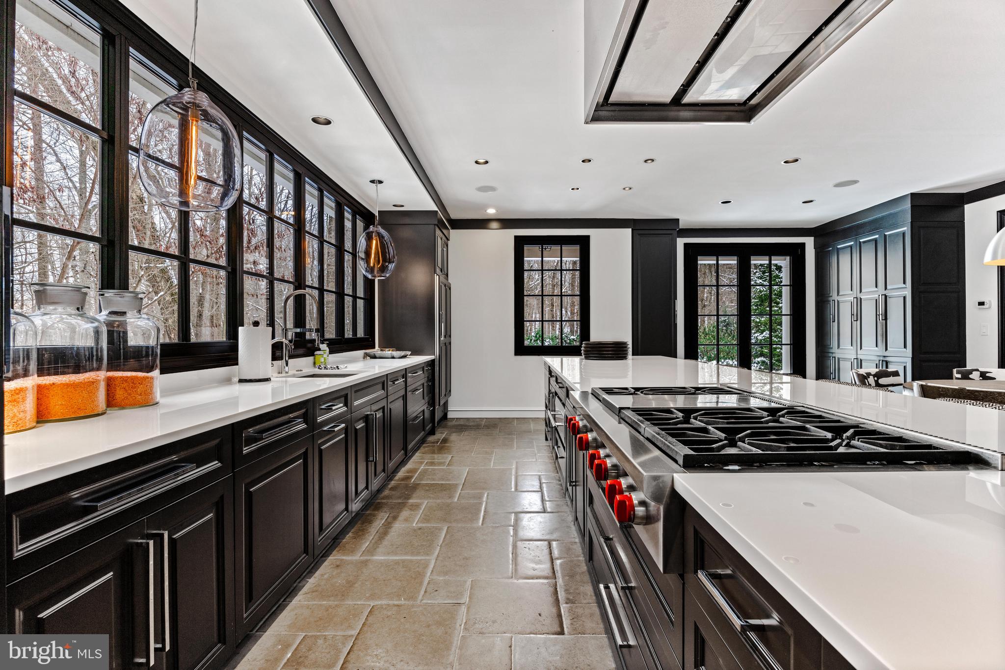 CAVES VALLEY - Residential