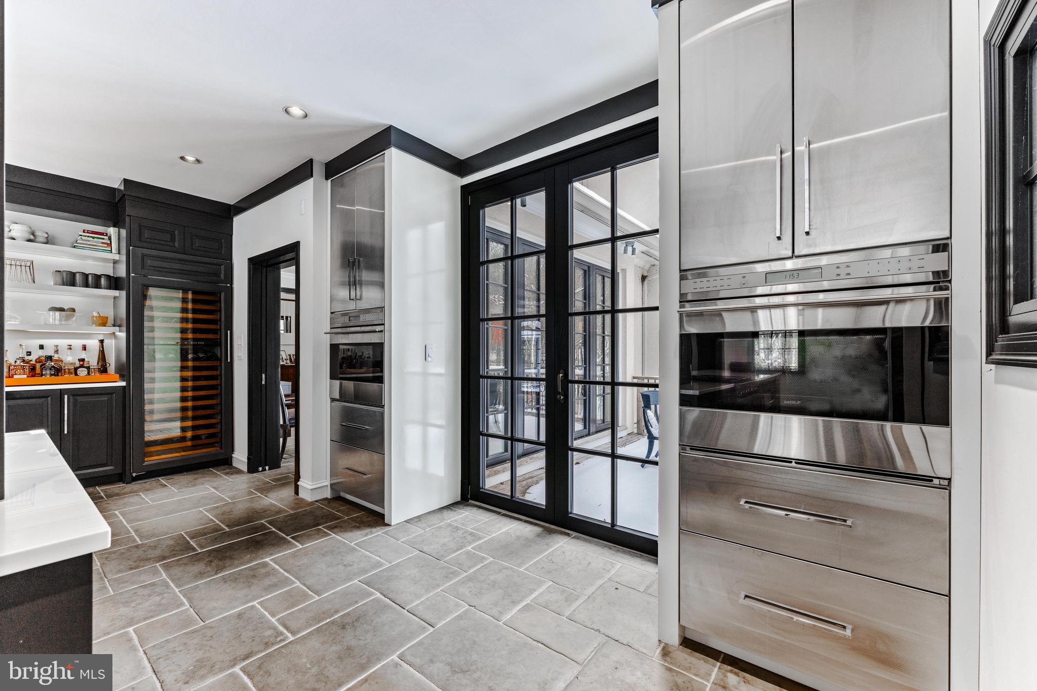 CAVES VALLEY - Residential