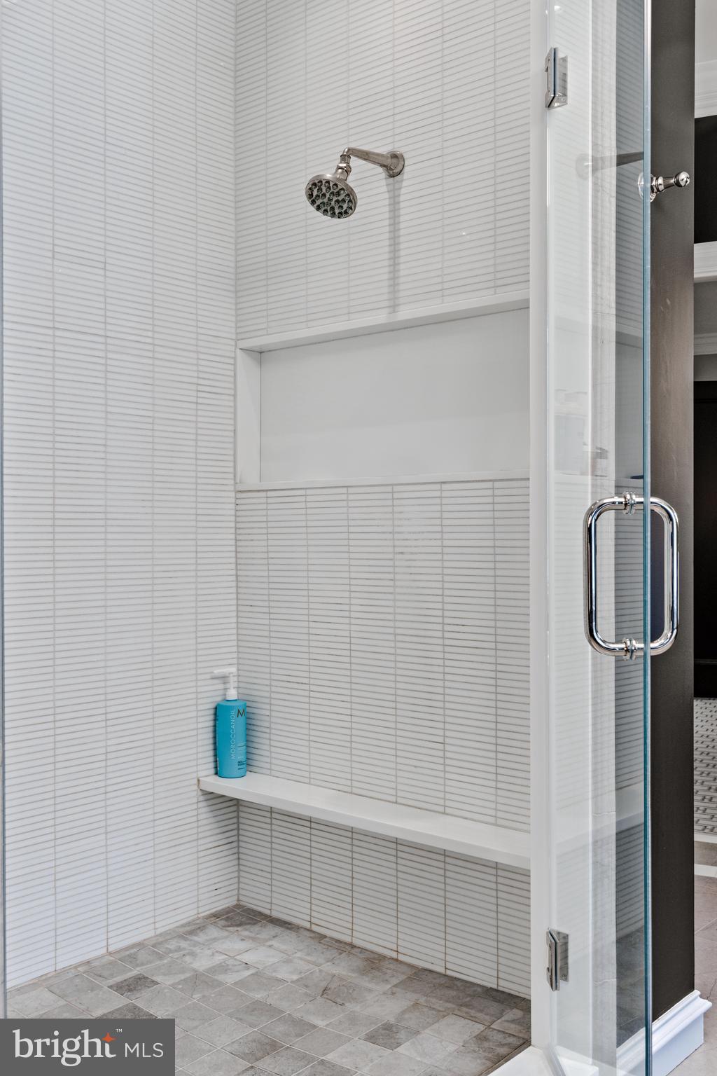 CAVES VALLEY - Residential