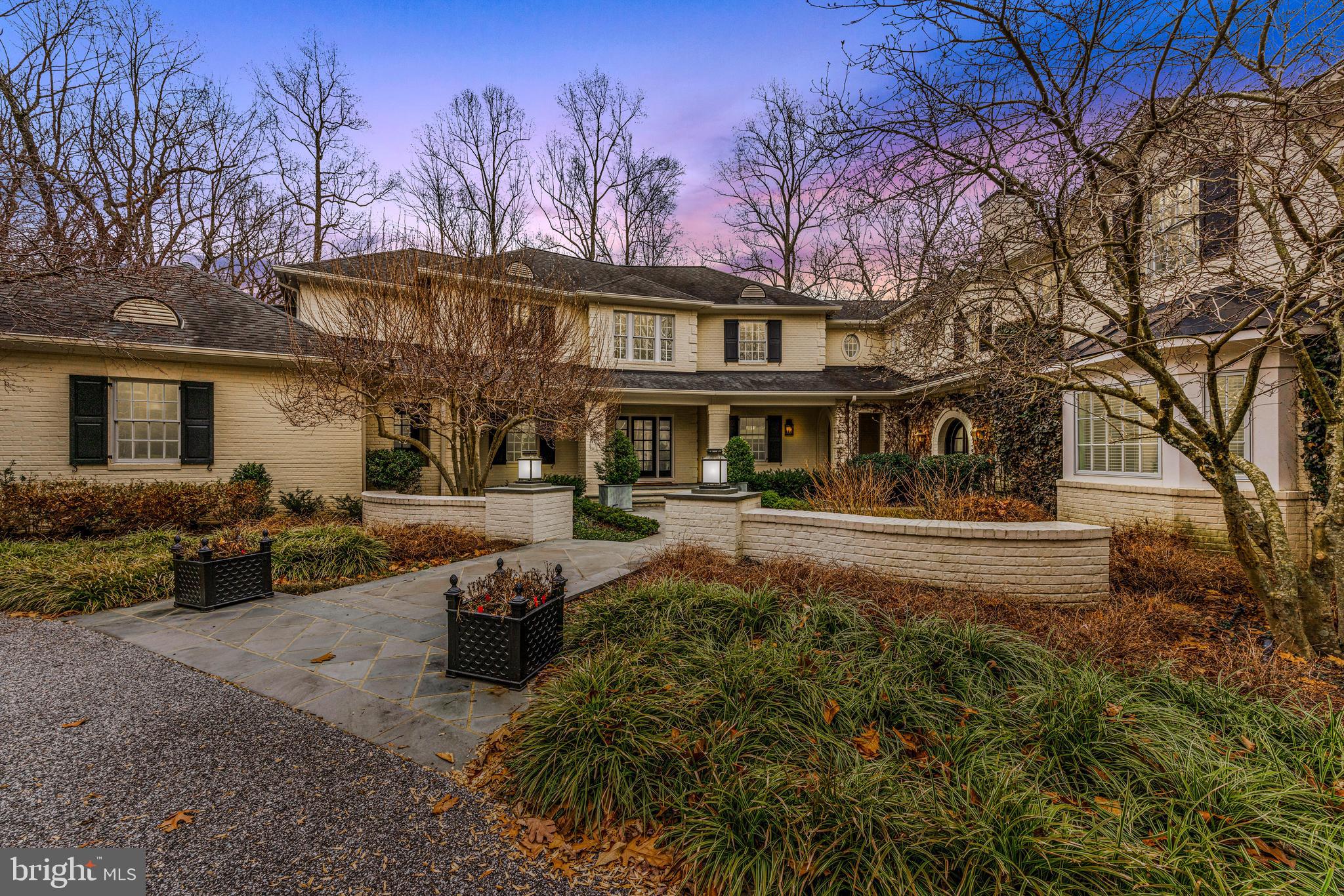 CAVES VALLEY - Residential