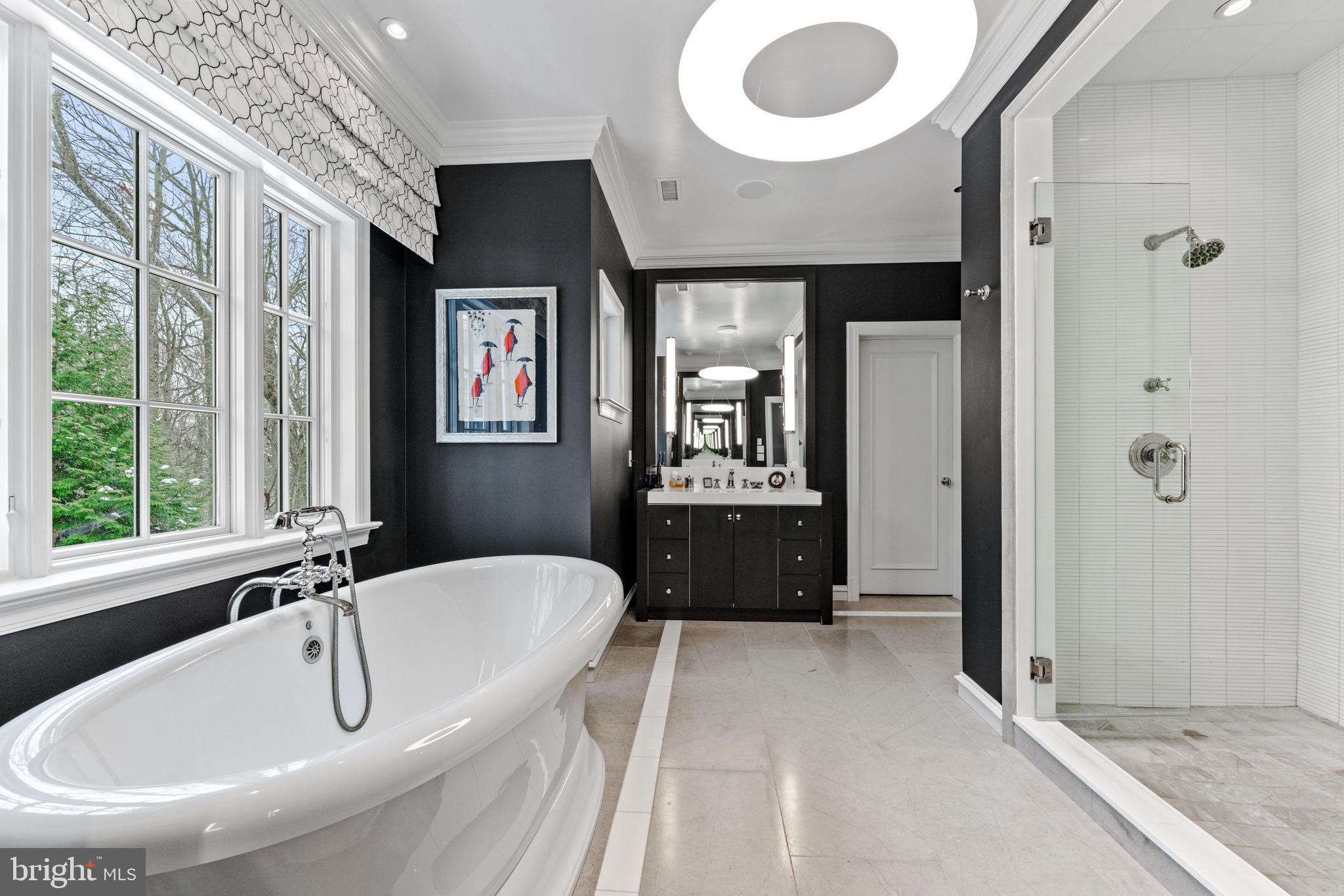 CAVES VALLEY - Residential