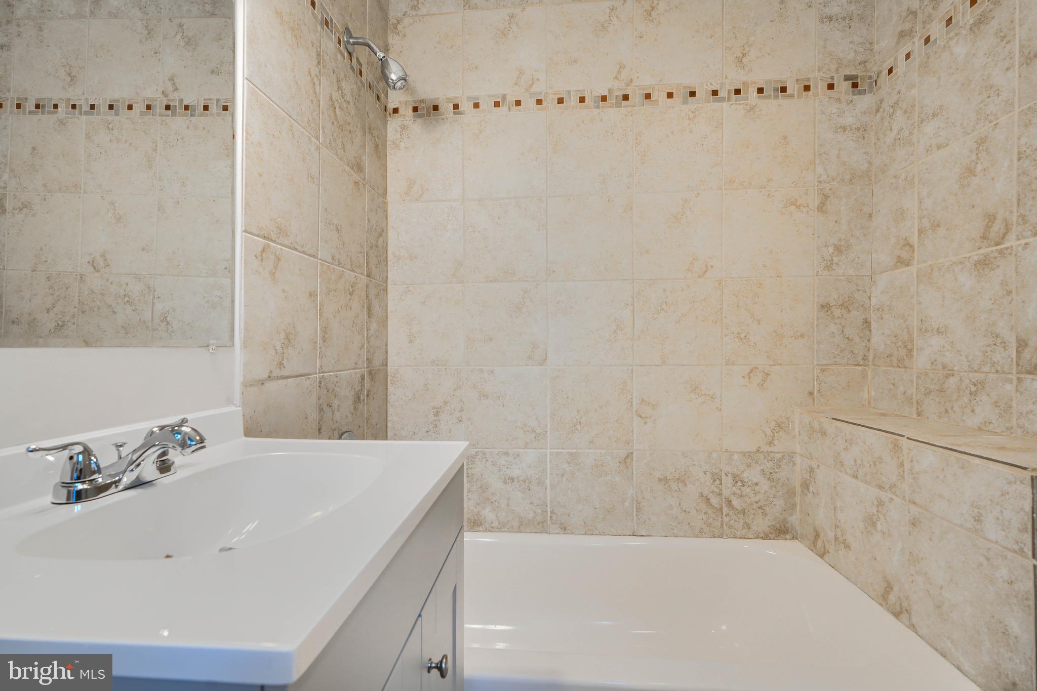 HAMILTON HEIGHTS - Residential Lease