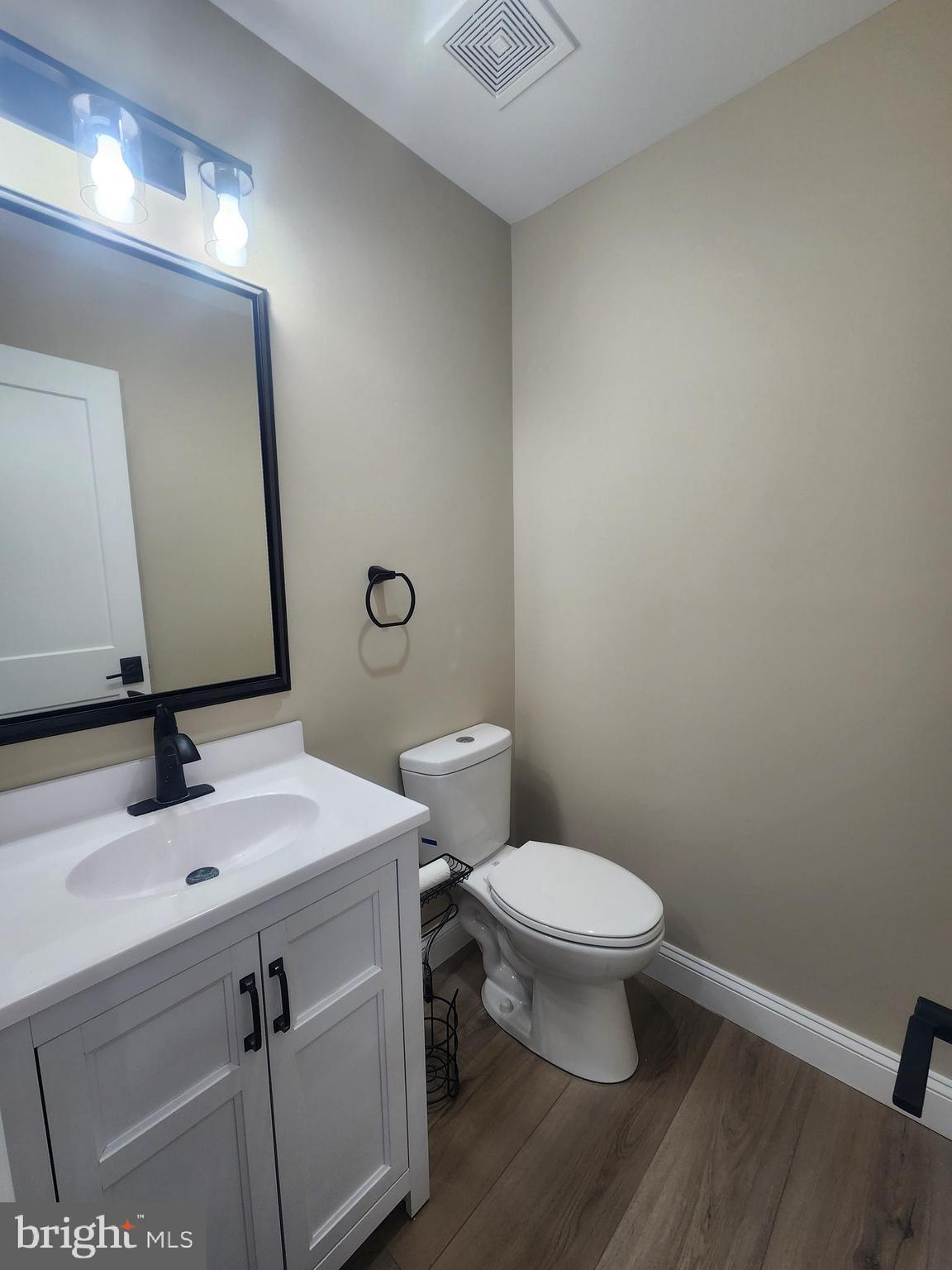 BROOKLAND HEIGHTS - Residential Lease