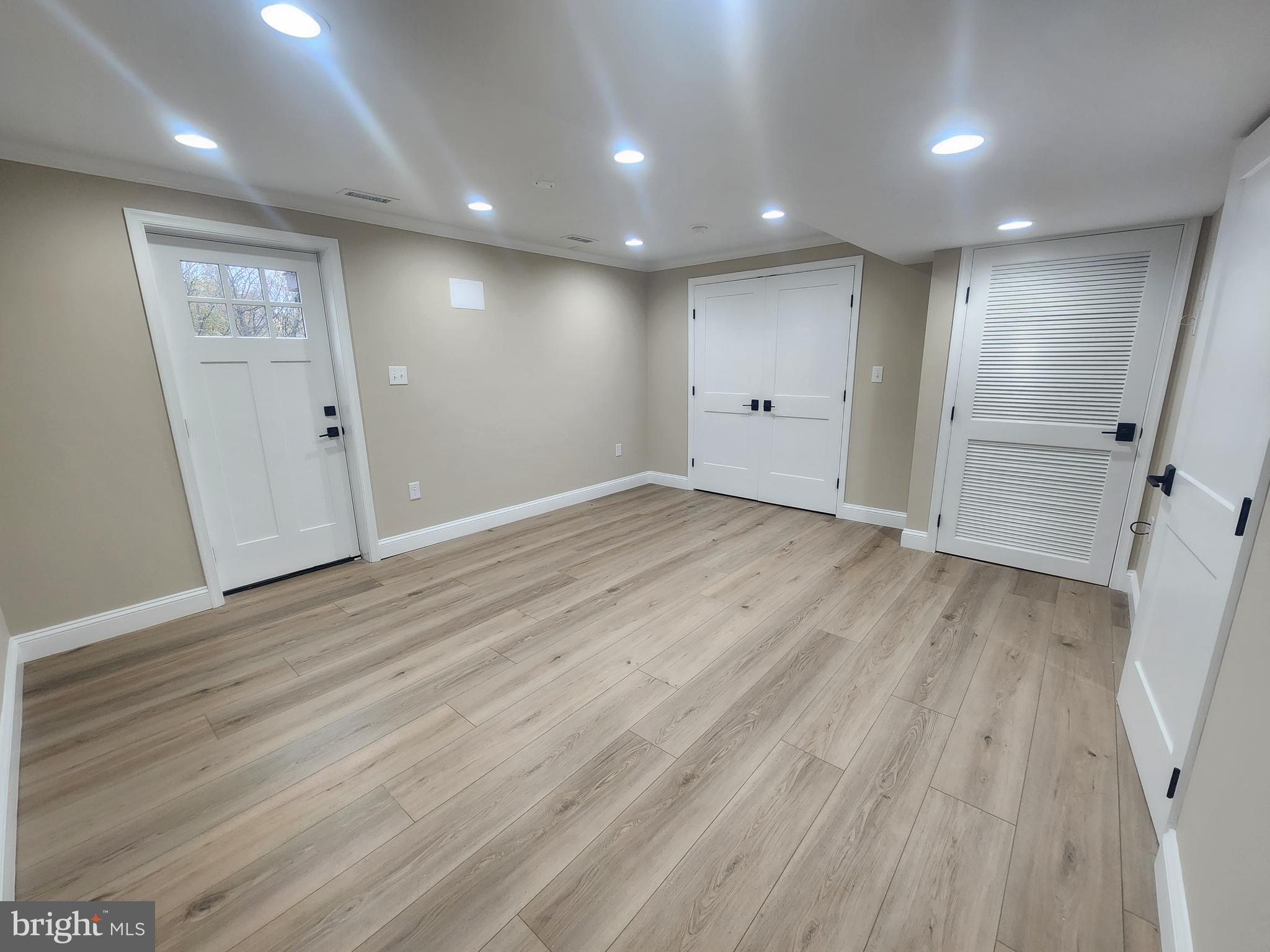 BROOKLAND HEIGHTS - Residential Lease