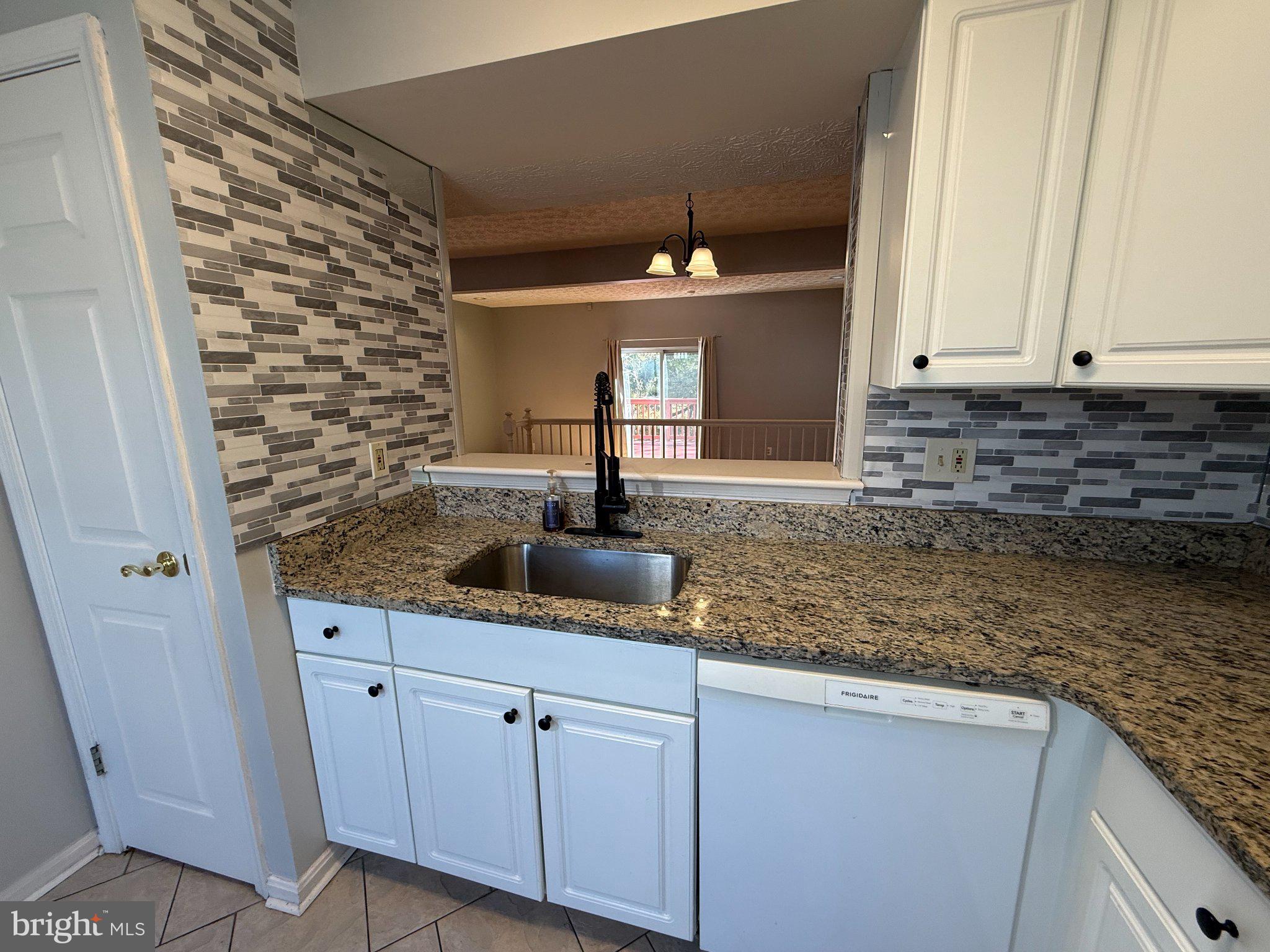 993 JOSHUA TREE COURT