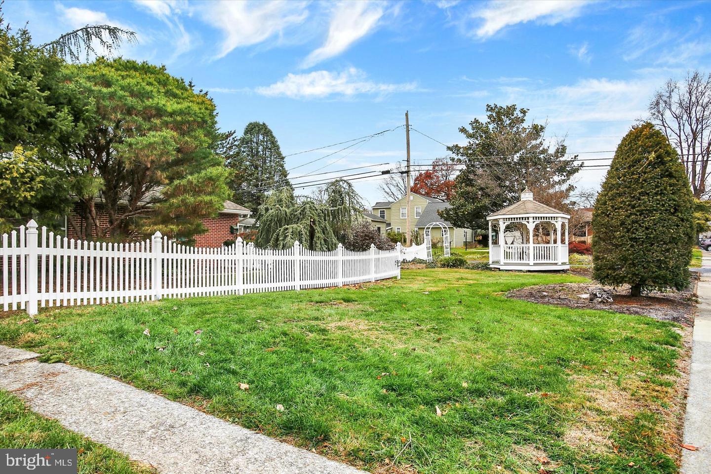 BOROUGH OF MECHANICSBURG - Residential Lease