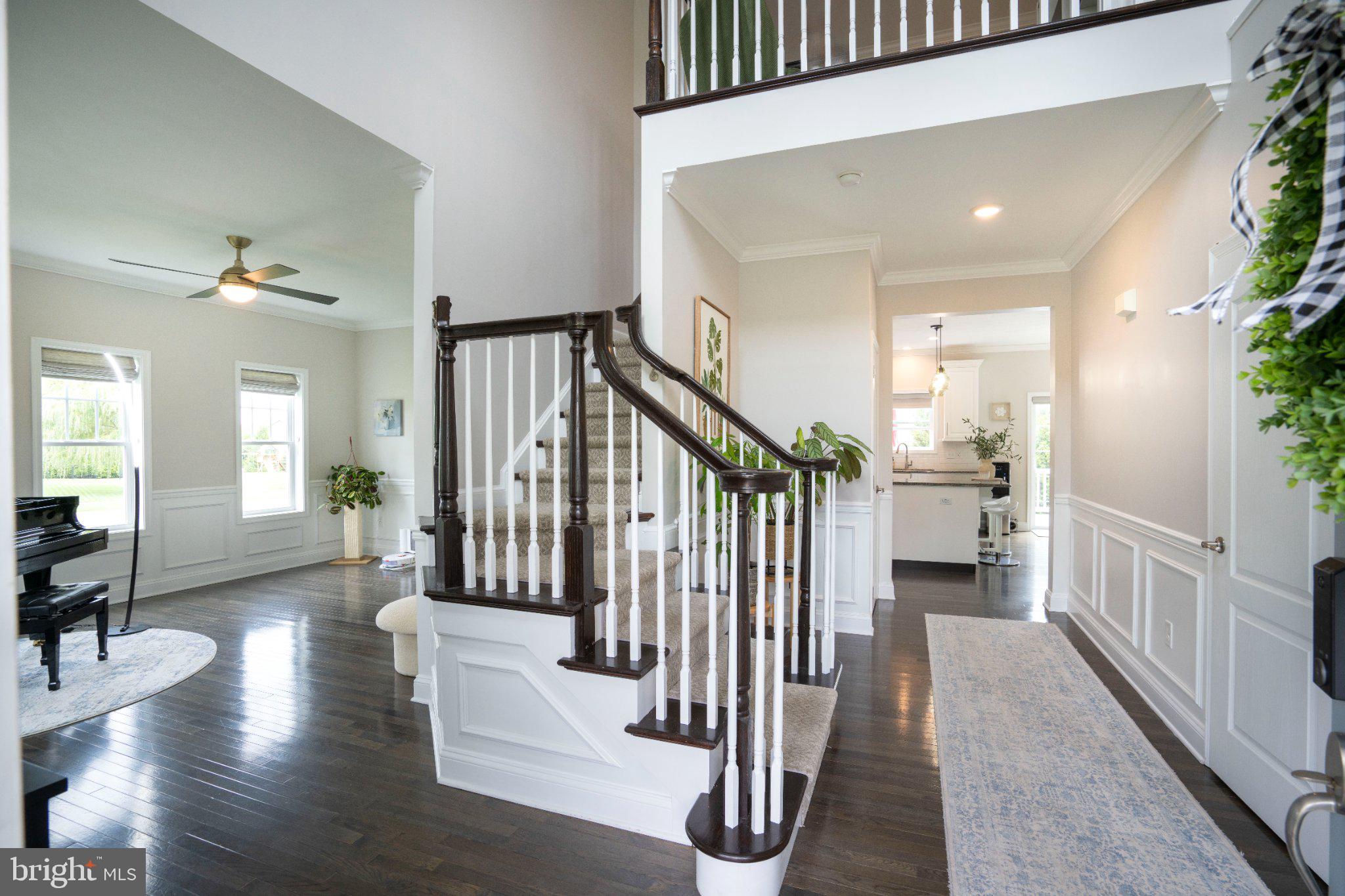 1088 LONGFELLOW LANE