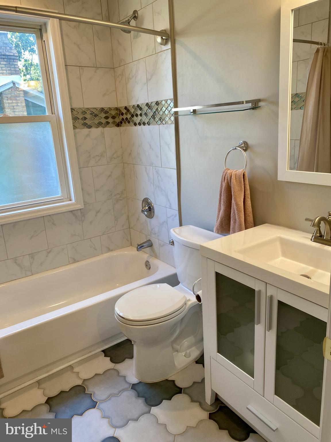 LAURAVILLE HISTORIC DISTRICT - Residential