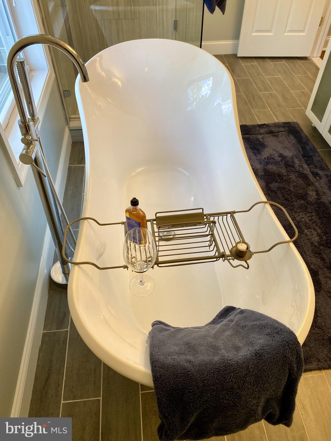 LAURAVILLE HISTORIC DISTRICT - Residential