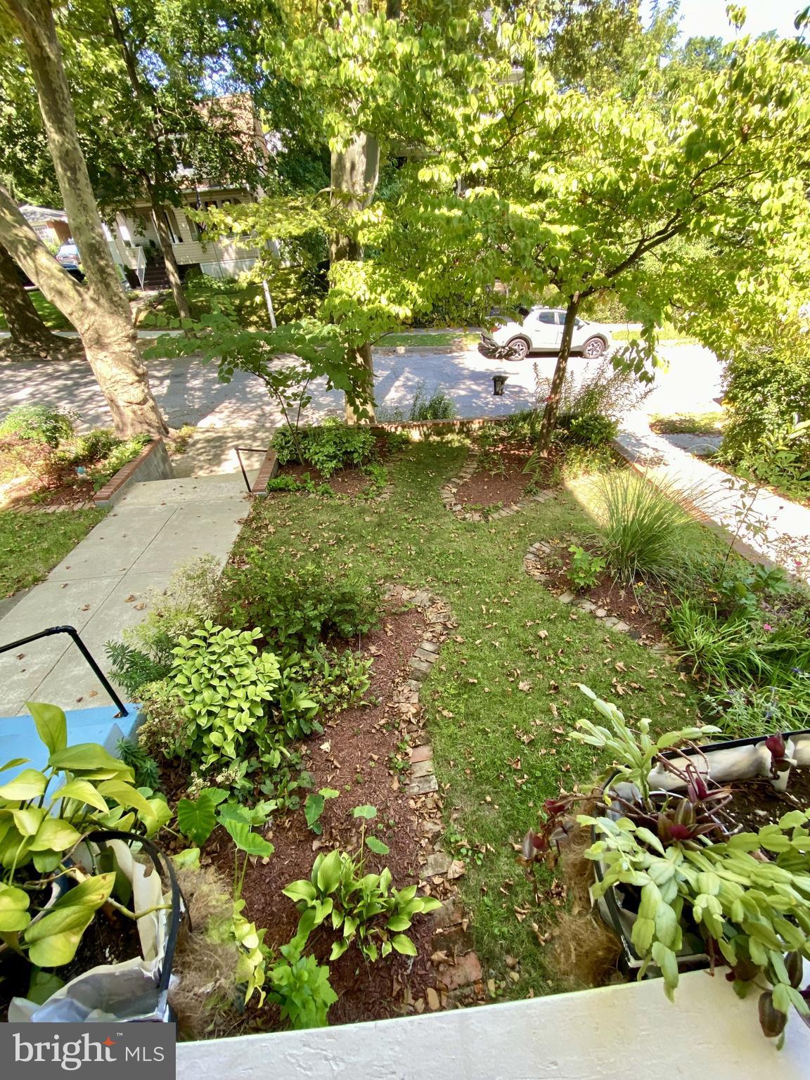 LAURAVILLE HISTORIC DISTRICT - Residential