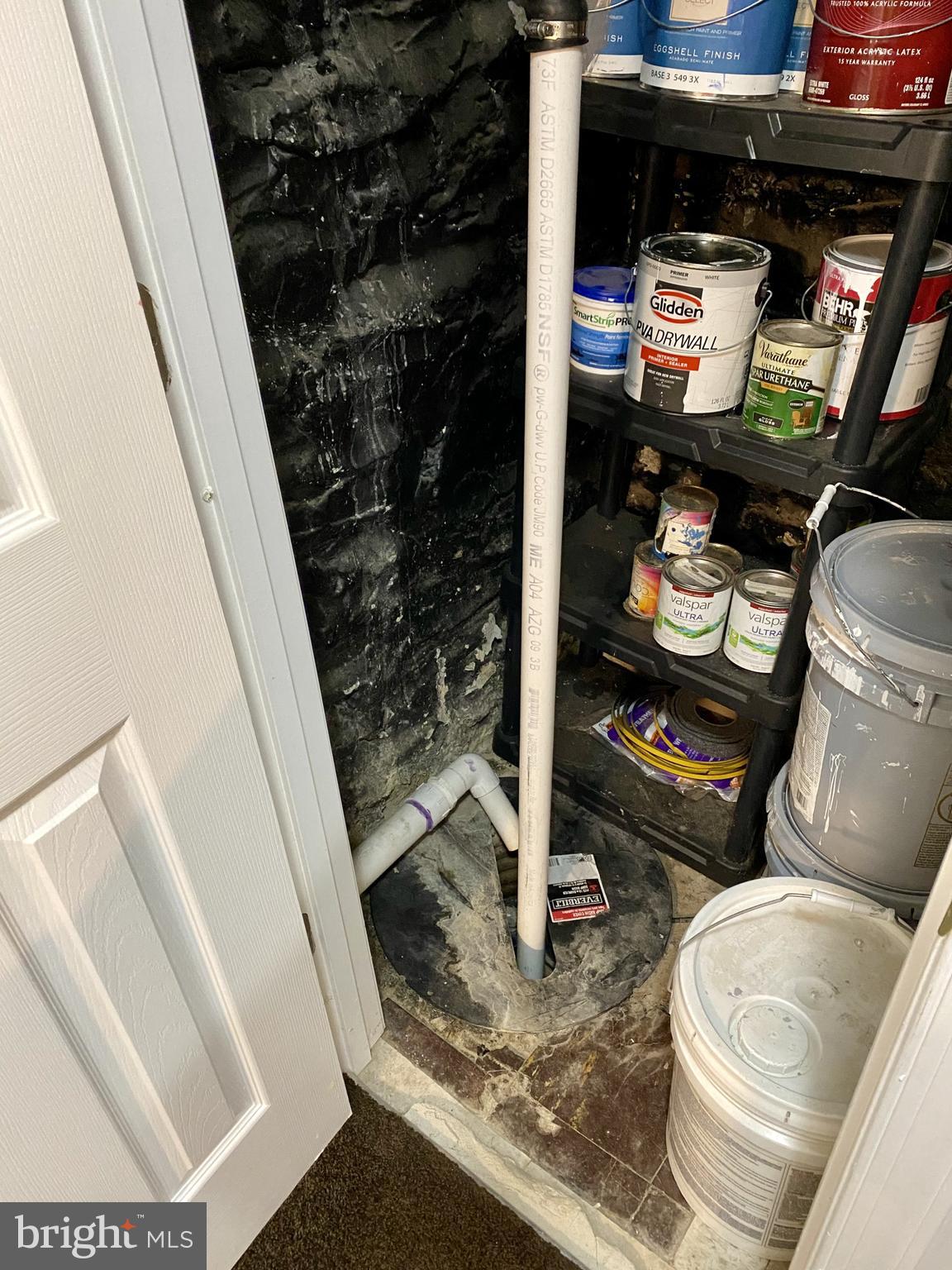 LAURAVILLE HISTORIC DISTRICT - Residential