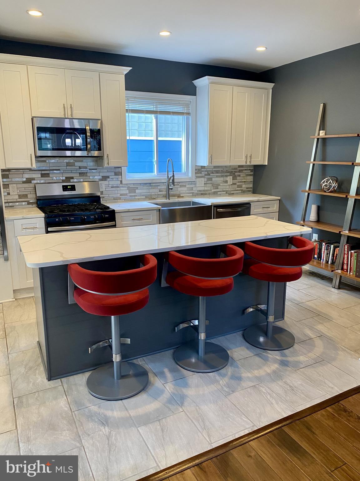 LAURAVILLE HISTORIC DISTRICT - Residential