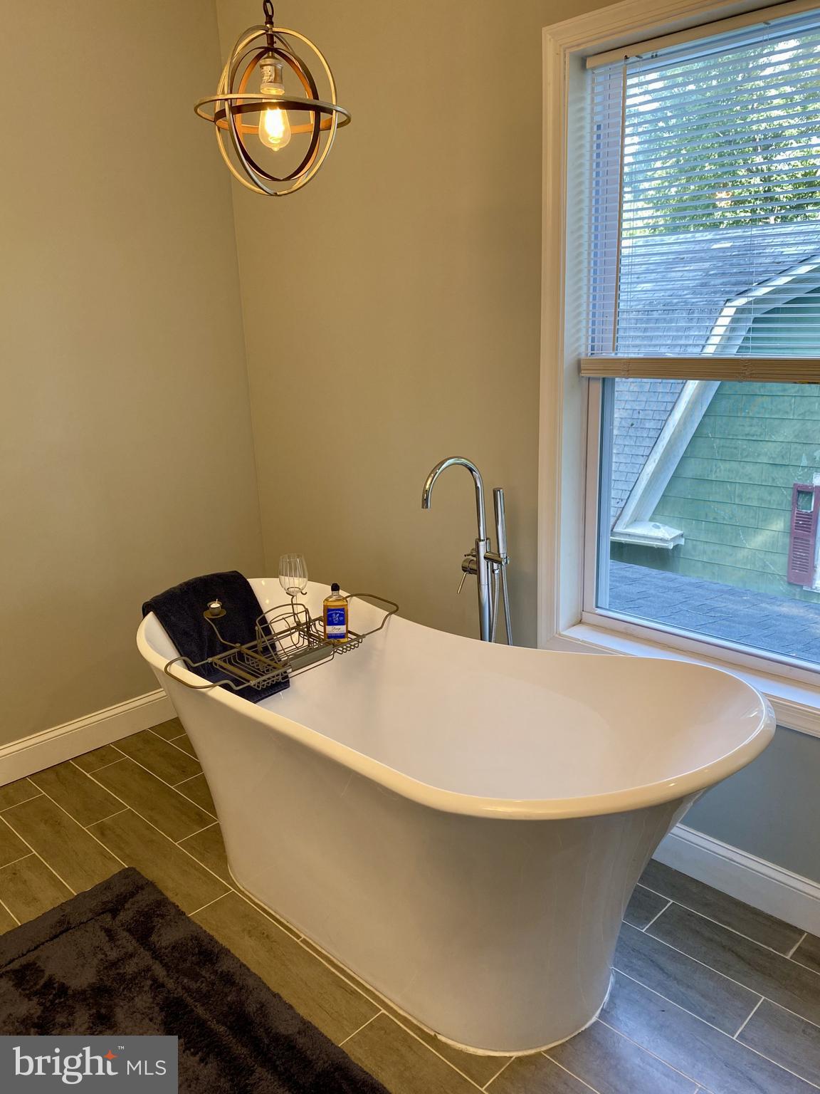 LAURAVILLE HISTORIC DISTRICT - Residential