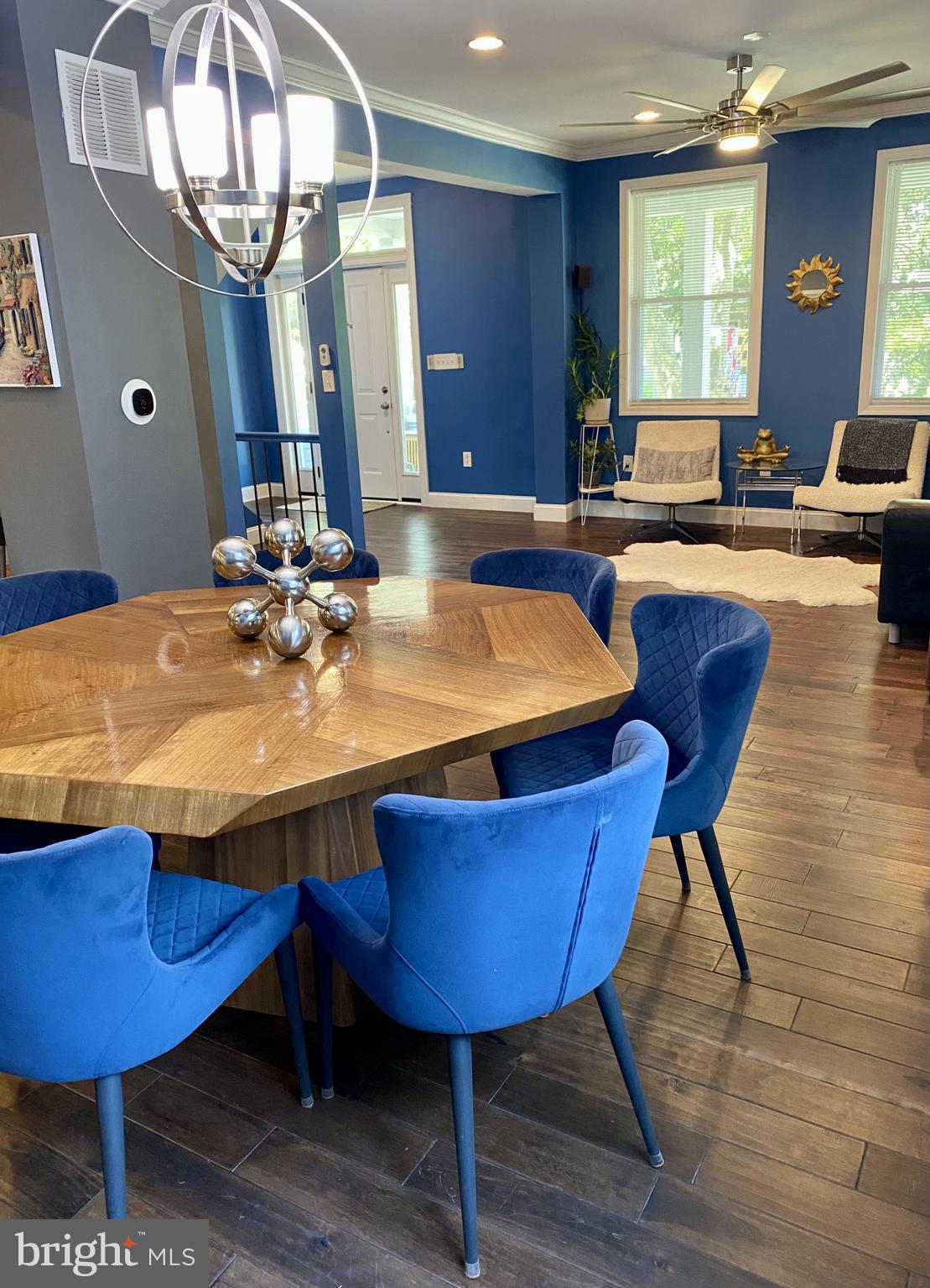 LAURAVILLE HISTORIC DISTRICT - Residential