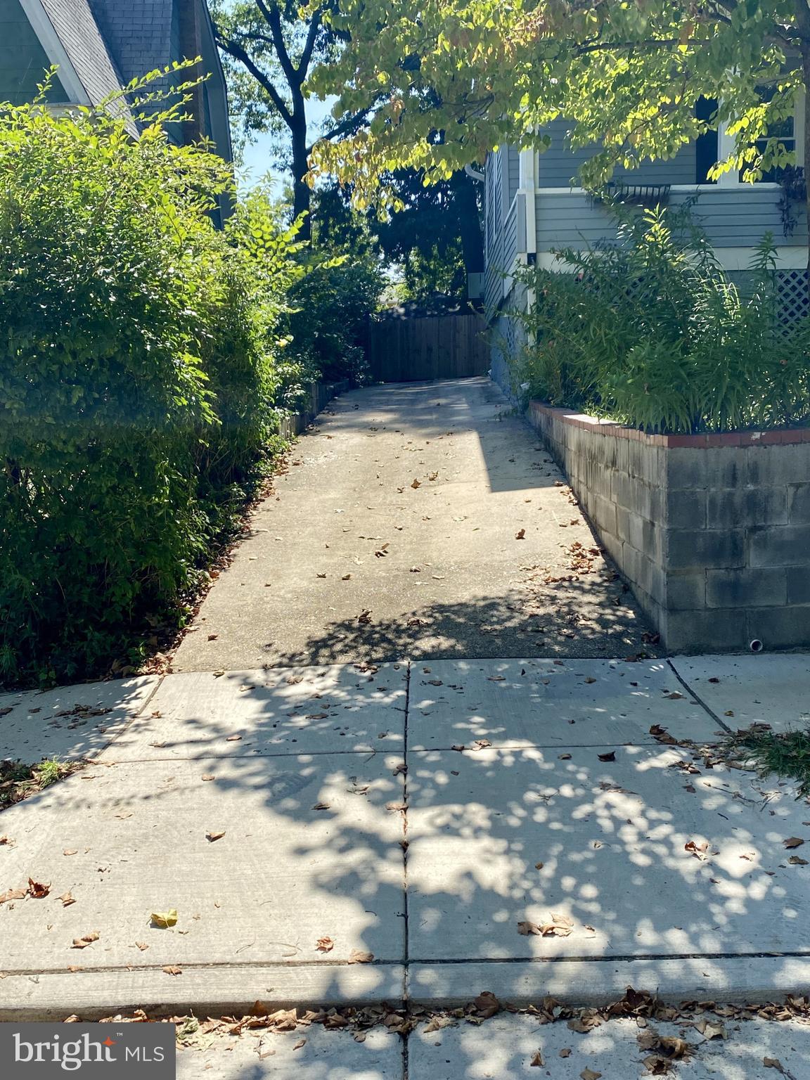 LAURAVILLE HISTORIC DISTRICT - Residential