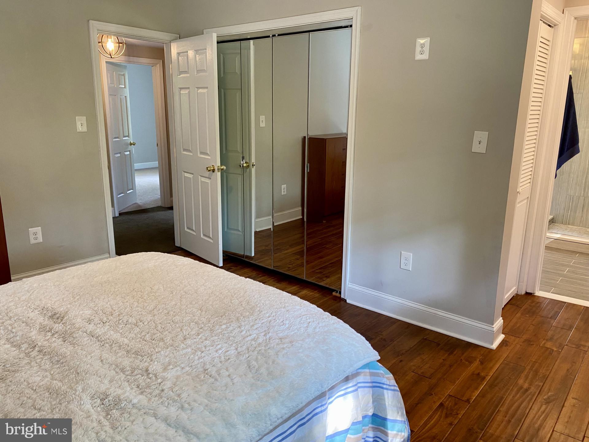 LAURAVILLE HISTORIC DISTRICT - Residential