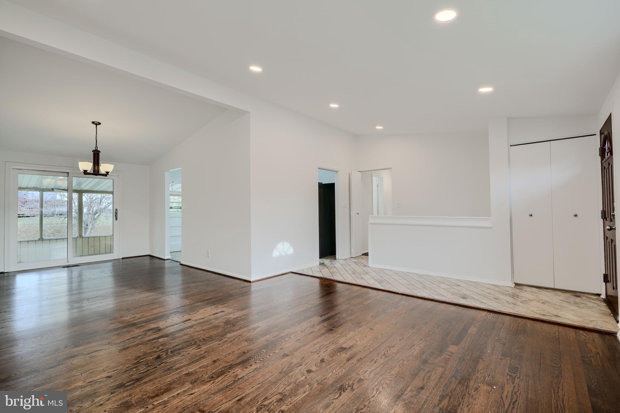 SCOTTS HILL - Residential