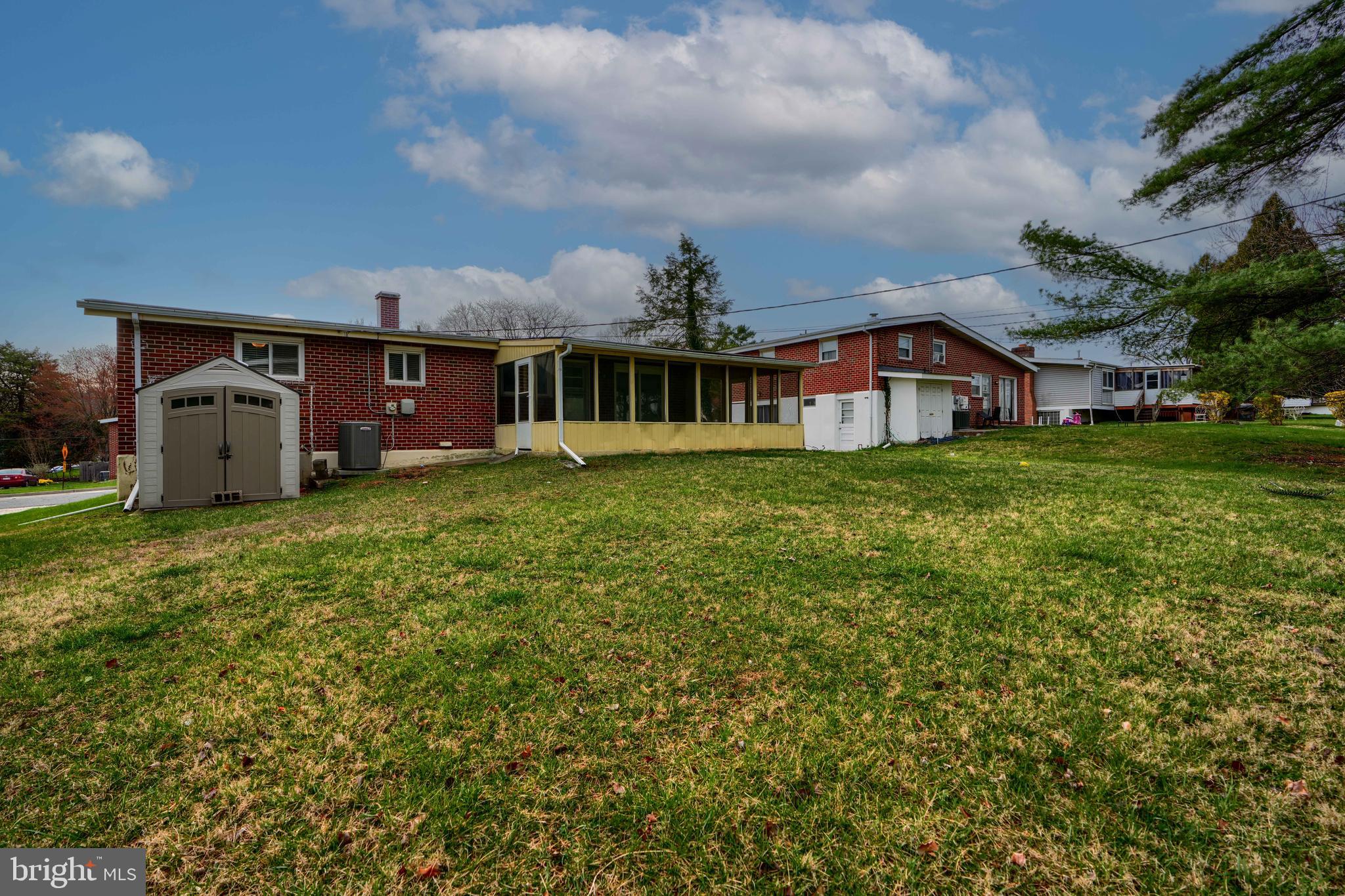 SCOTTS HILL - Residential