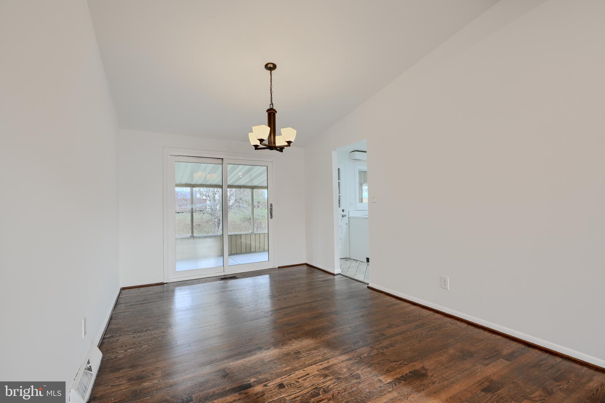 SCOTTS HILL - Residential