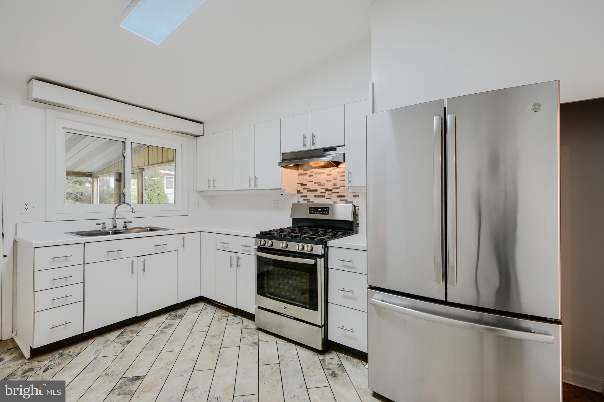 SCOTTS HILL - Residential