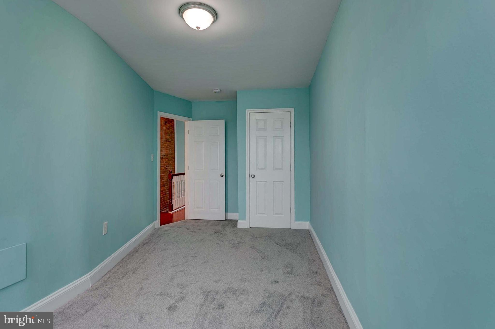 HIGHLANDTOWN - Residential