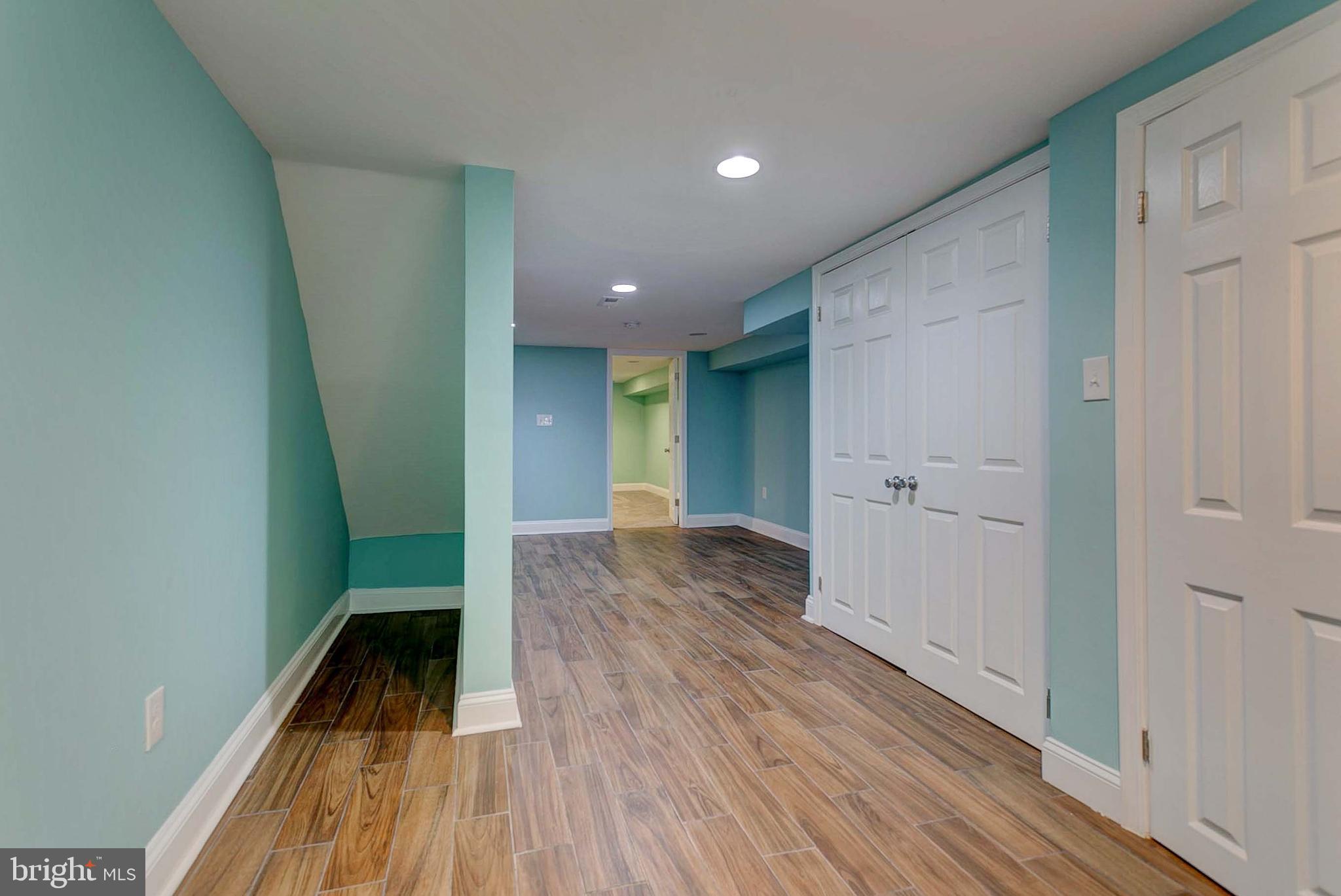 HIGHLANDTOWN - Residential