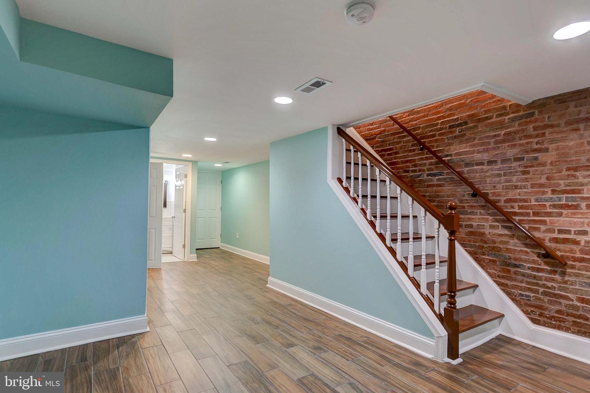 HIGHLANDTOWN - Residential