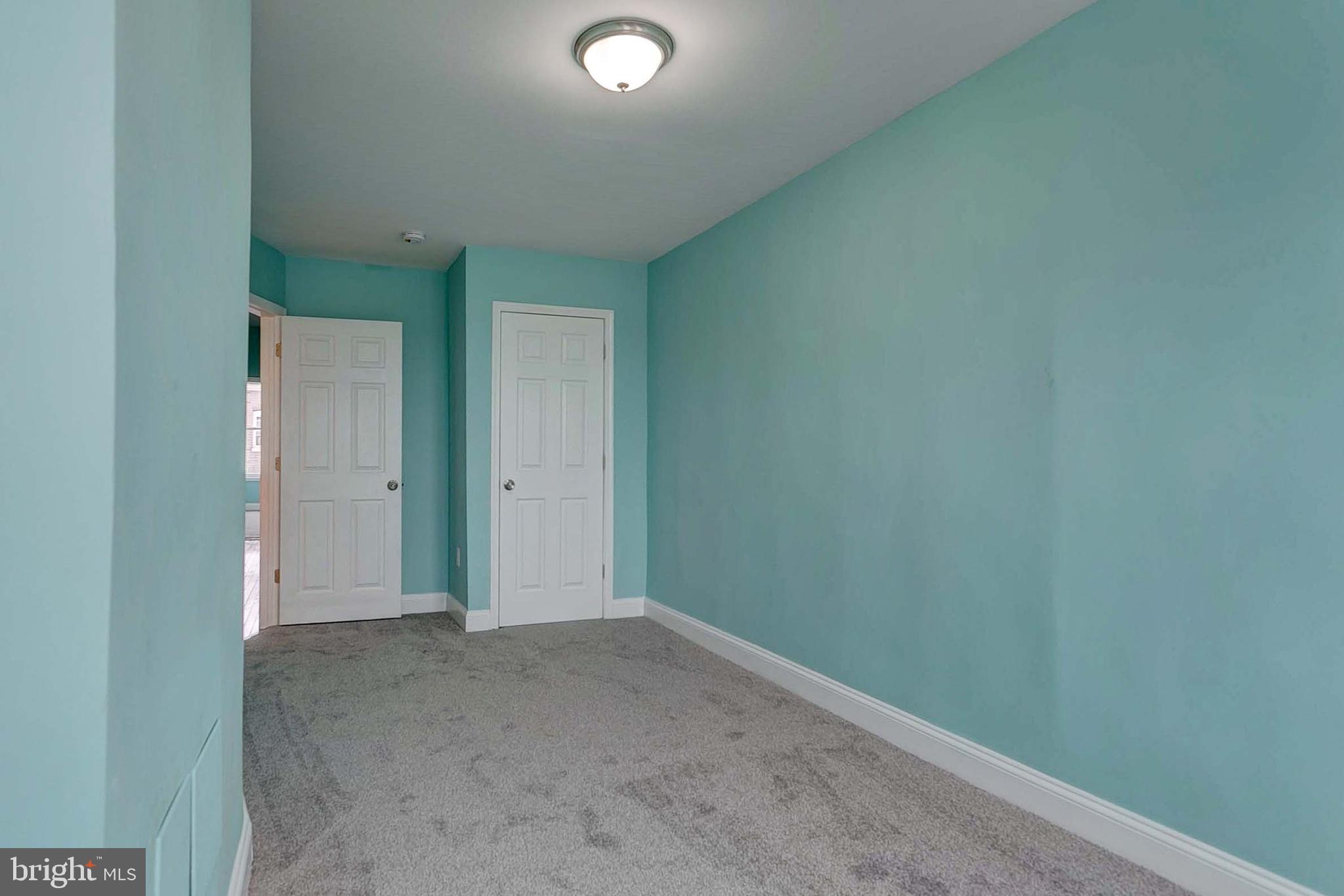 HIGHLANDTOWN - Residential