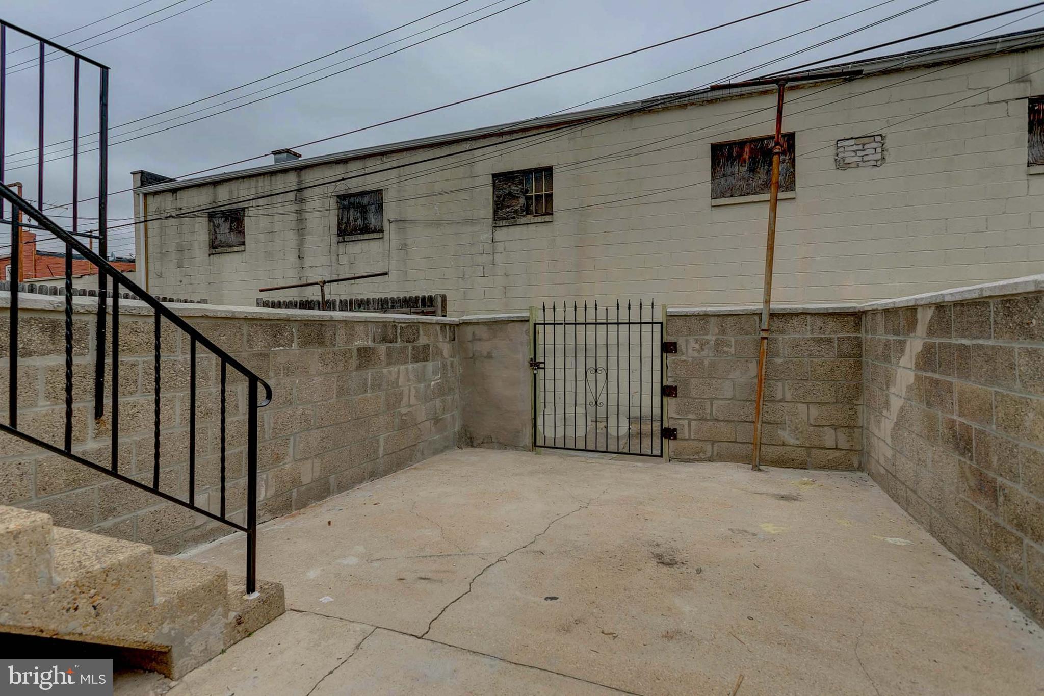 HIGHLANDTOWN - Residential