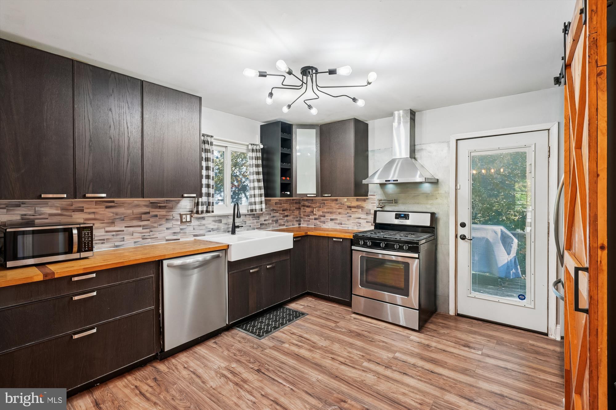 DALE CITY - Residential