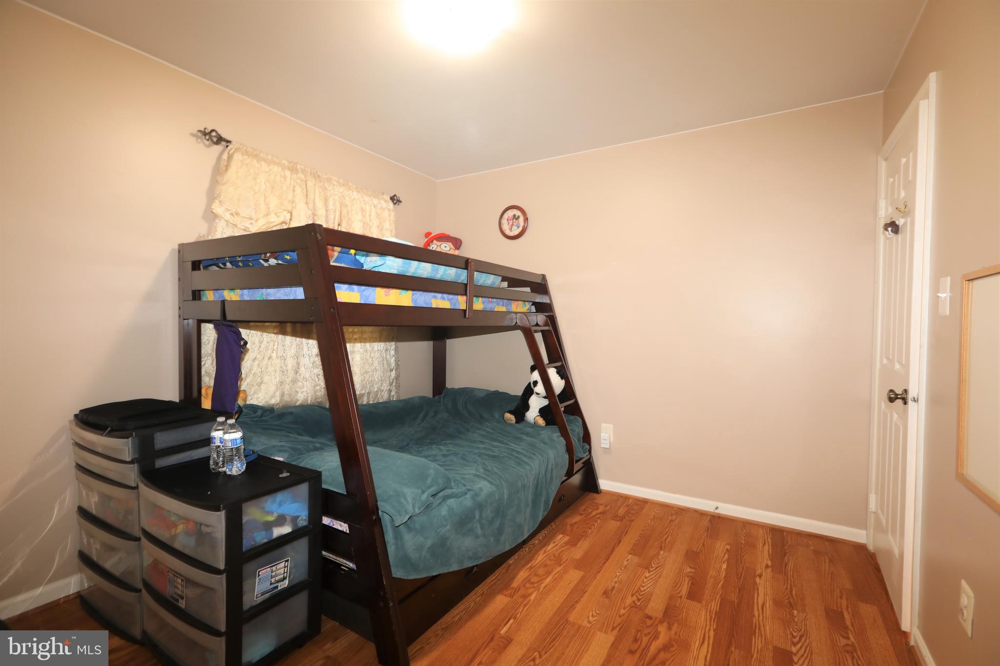 ELMWOOD MANOR - Residential