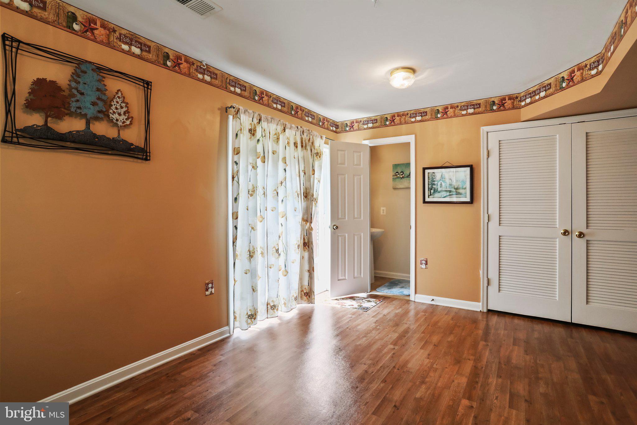 LIBERTY RUN - Residential