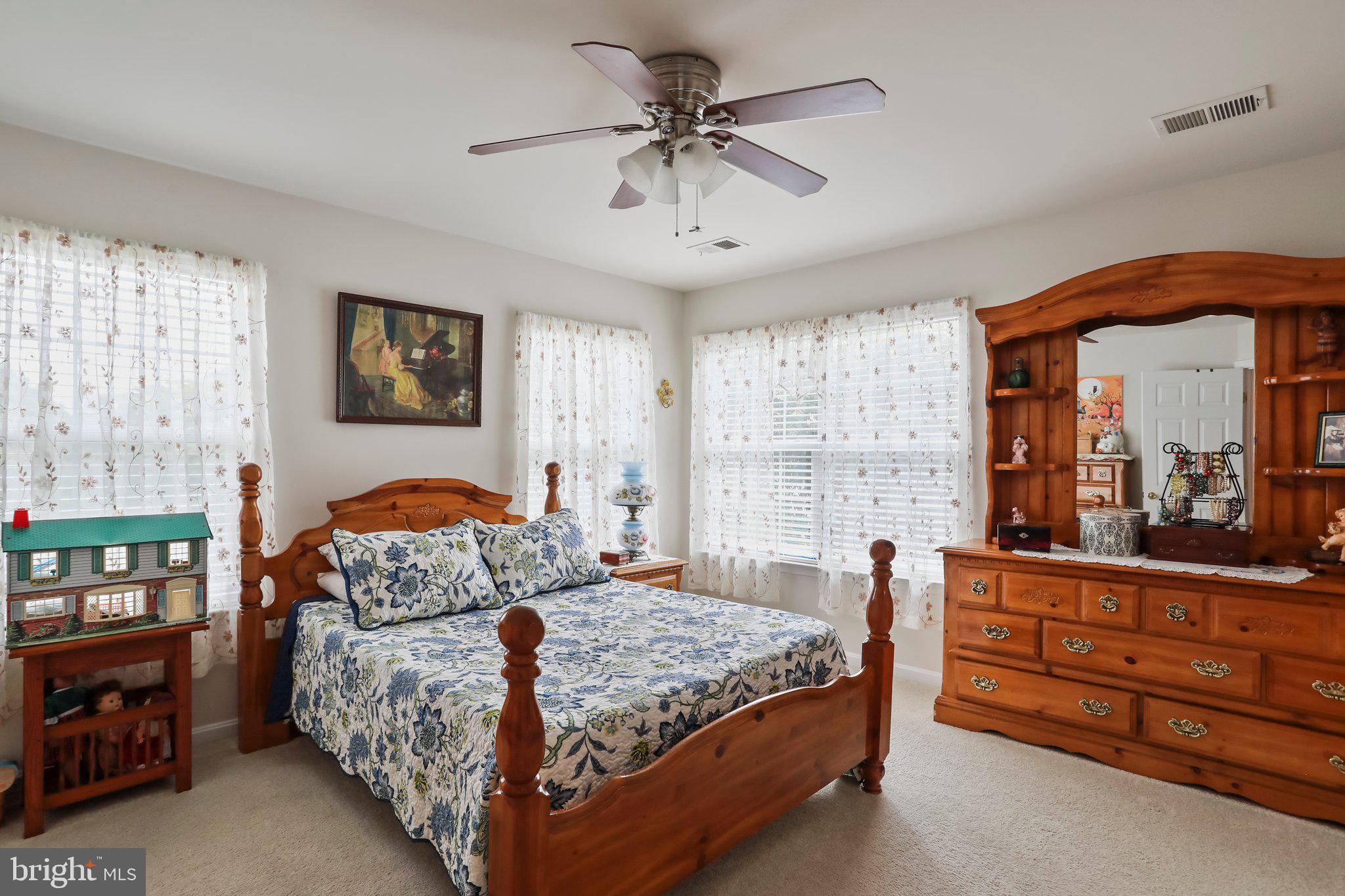 LIBERTY RUN - Residential