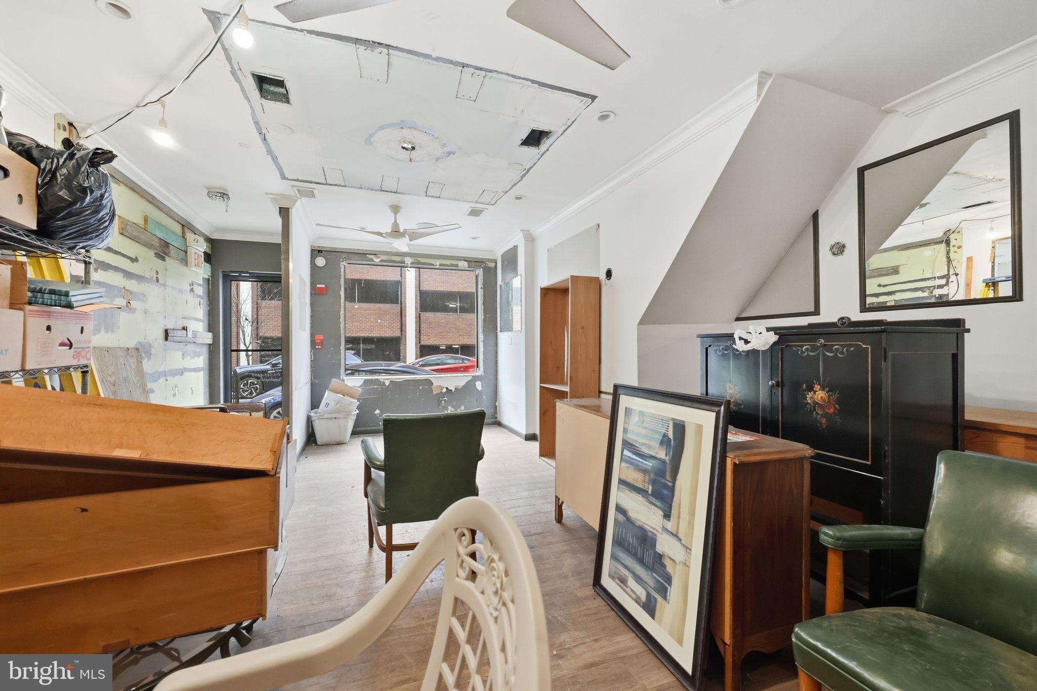 GRADUATE HOSPITAL - Residential Income