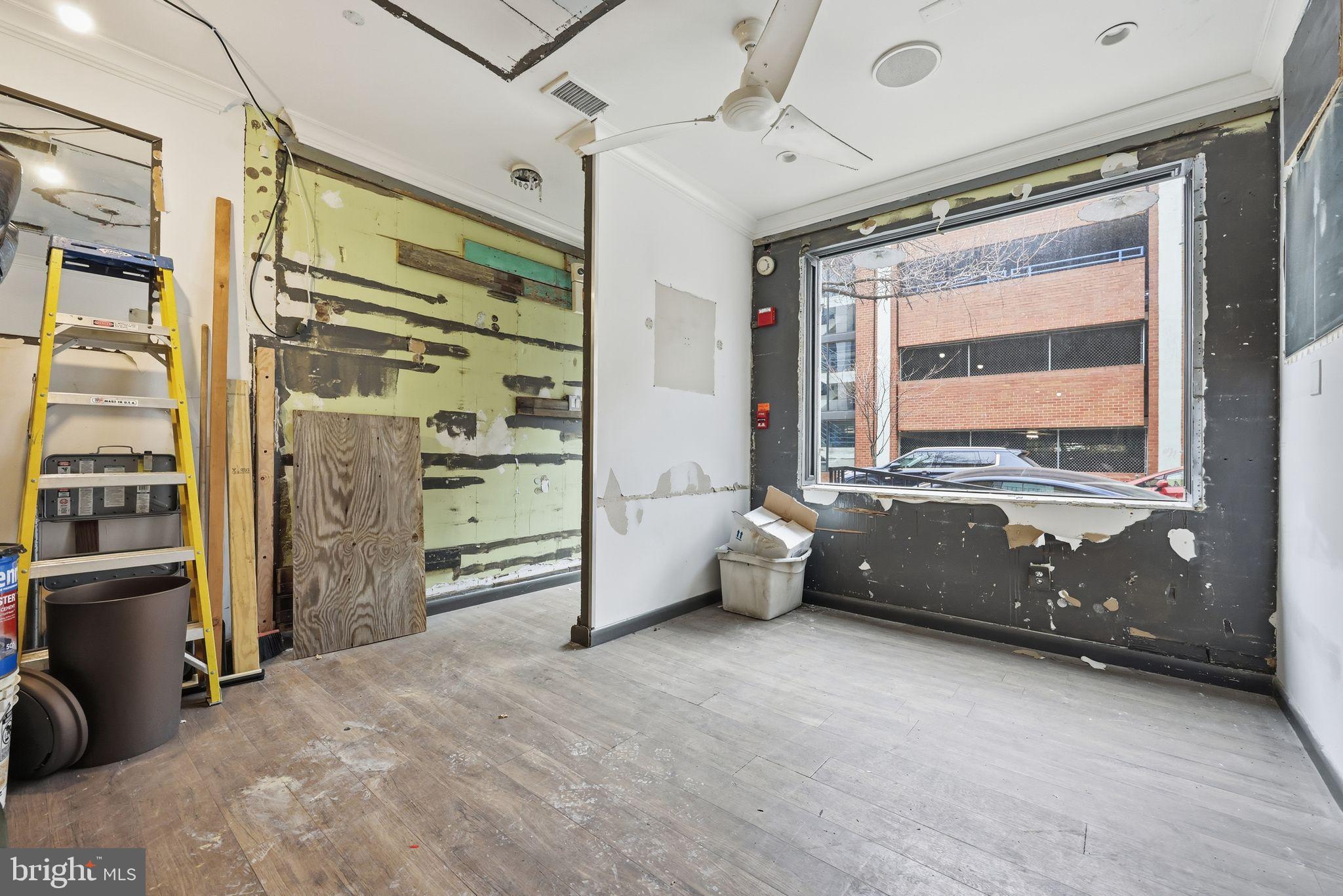 GRADUATE HOSPITAL - Residential Income