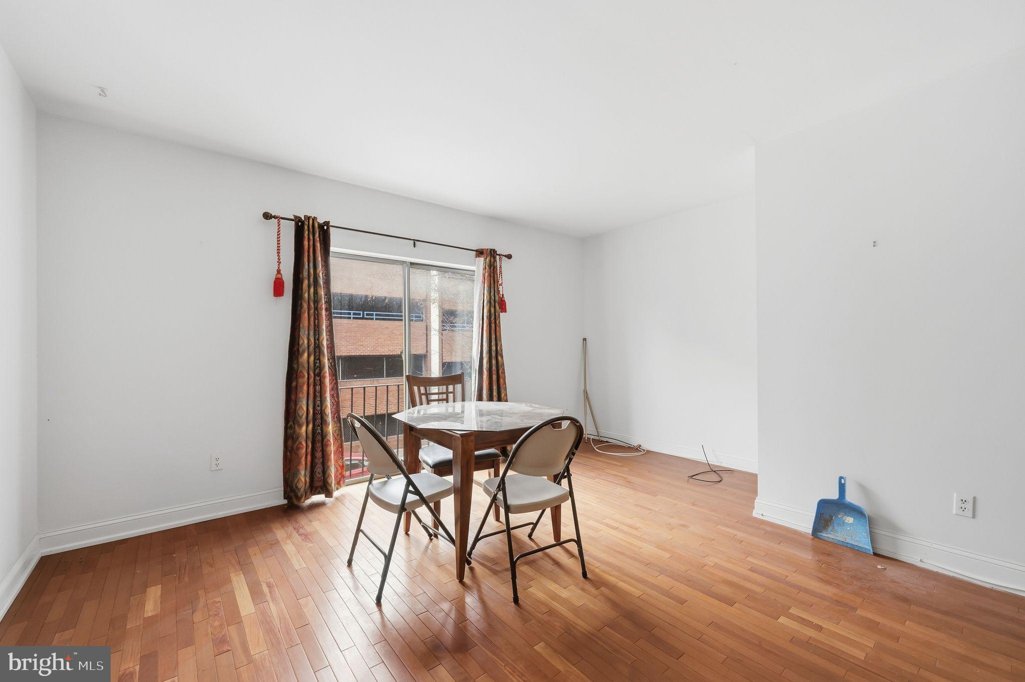 GRADUATE HOSPITAL - Residential Income