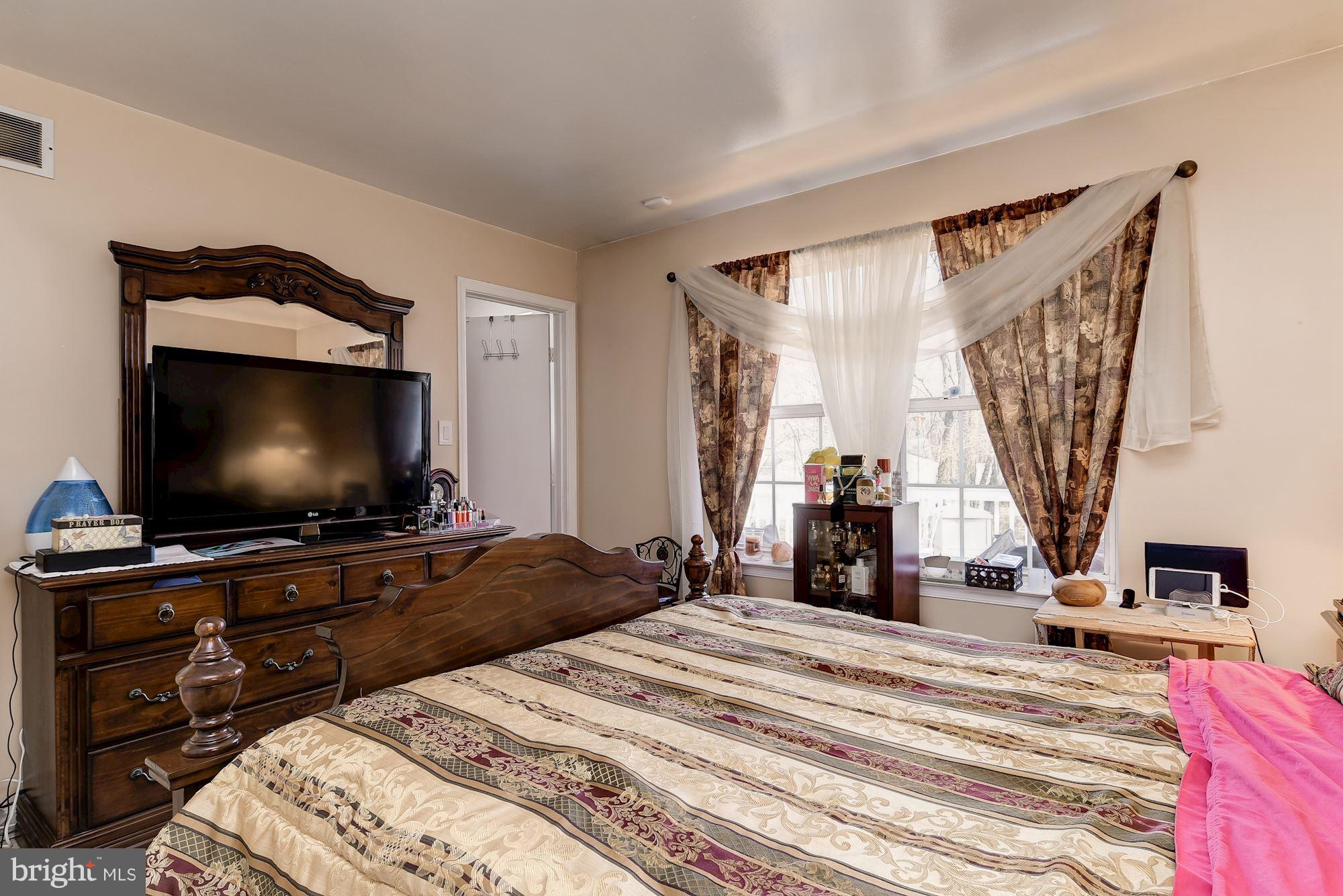 WINDSWEPT ESTATES - Residential