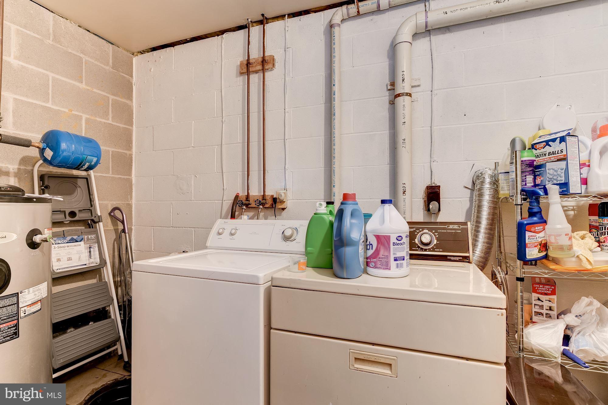 WINDSWEPT ESTATES - Residential