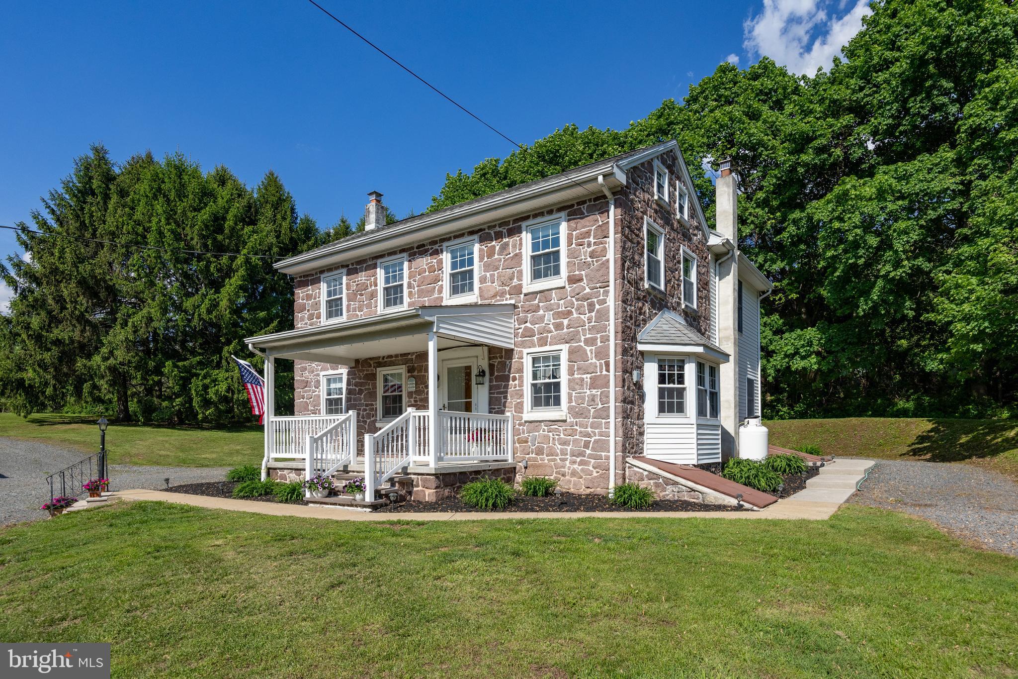 305 GUNHART ROAD