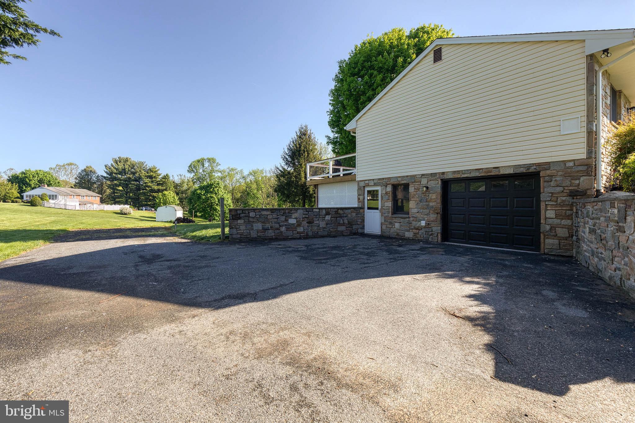 RIDGEVIEW - Residential