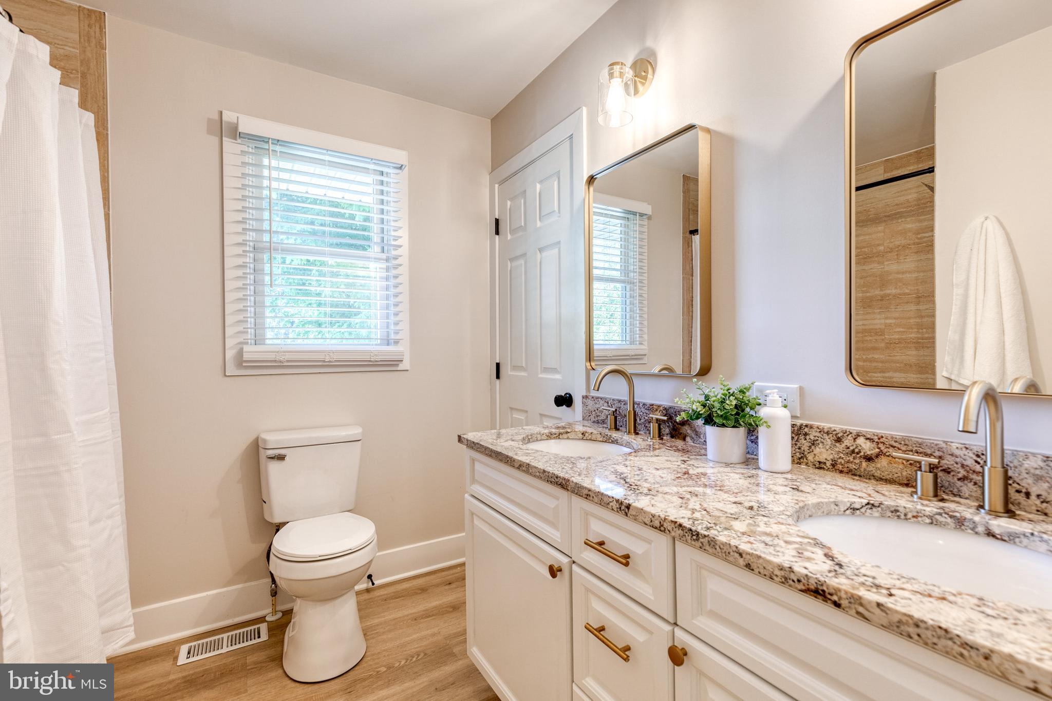 RIDGEVIEW - Residential