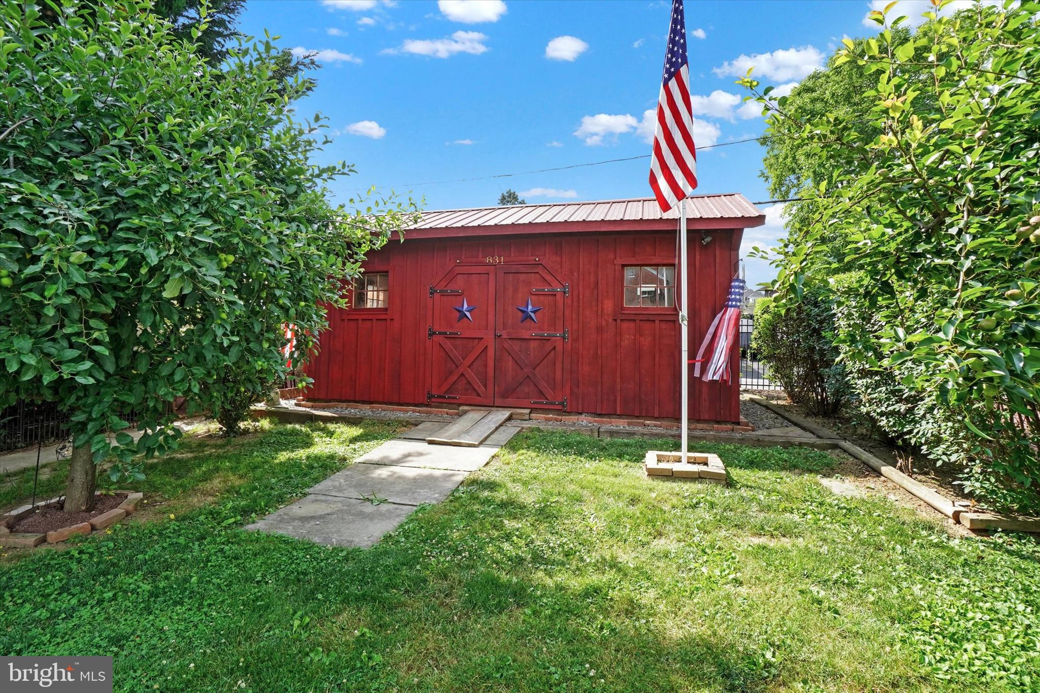 COLUMBIA BOROUGH - Residential