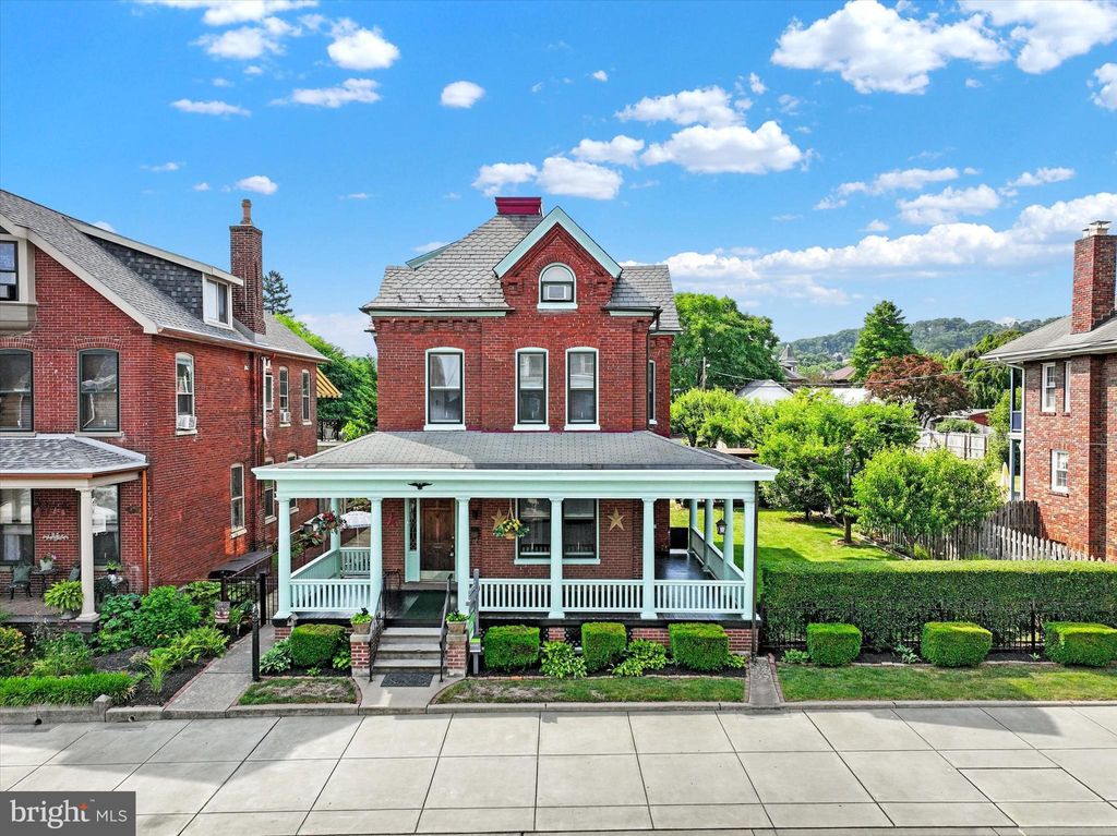 Photo of 831 Walnut Street, Columbia, PA 17512 (MLS # PALA2052404)