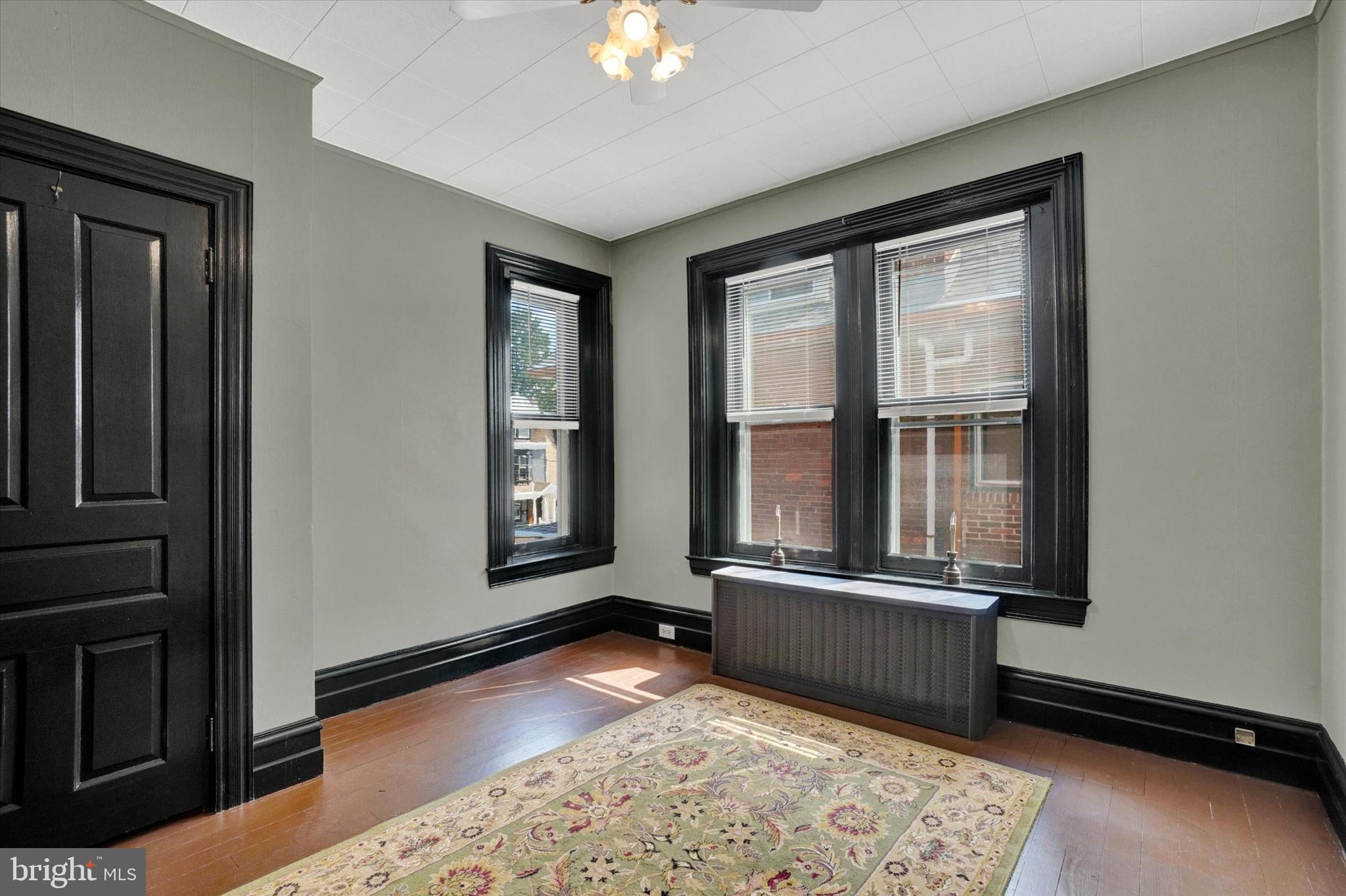 COLUMBIA BOROUGH - Residential