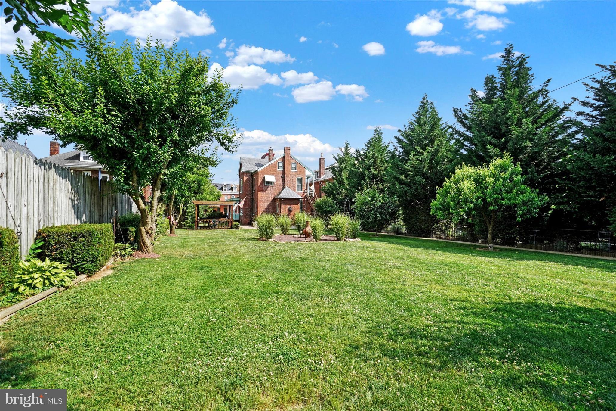 COLUMBIA BOROUGH - Residential