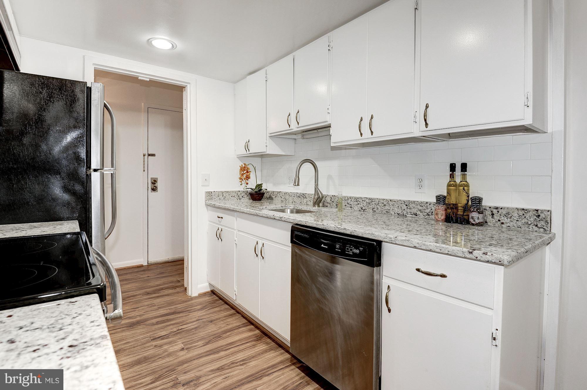 SHADOWOOD - Residential