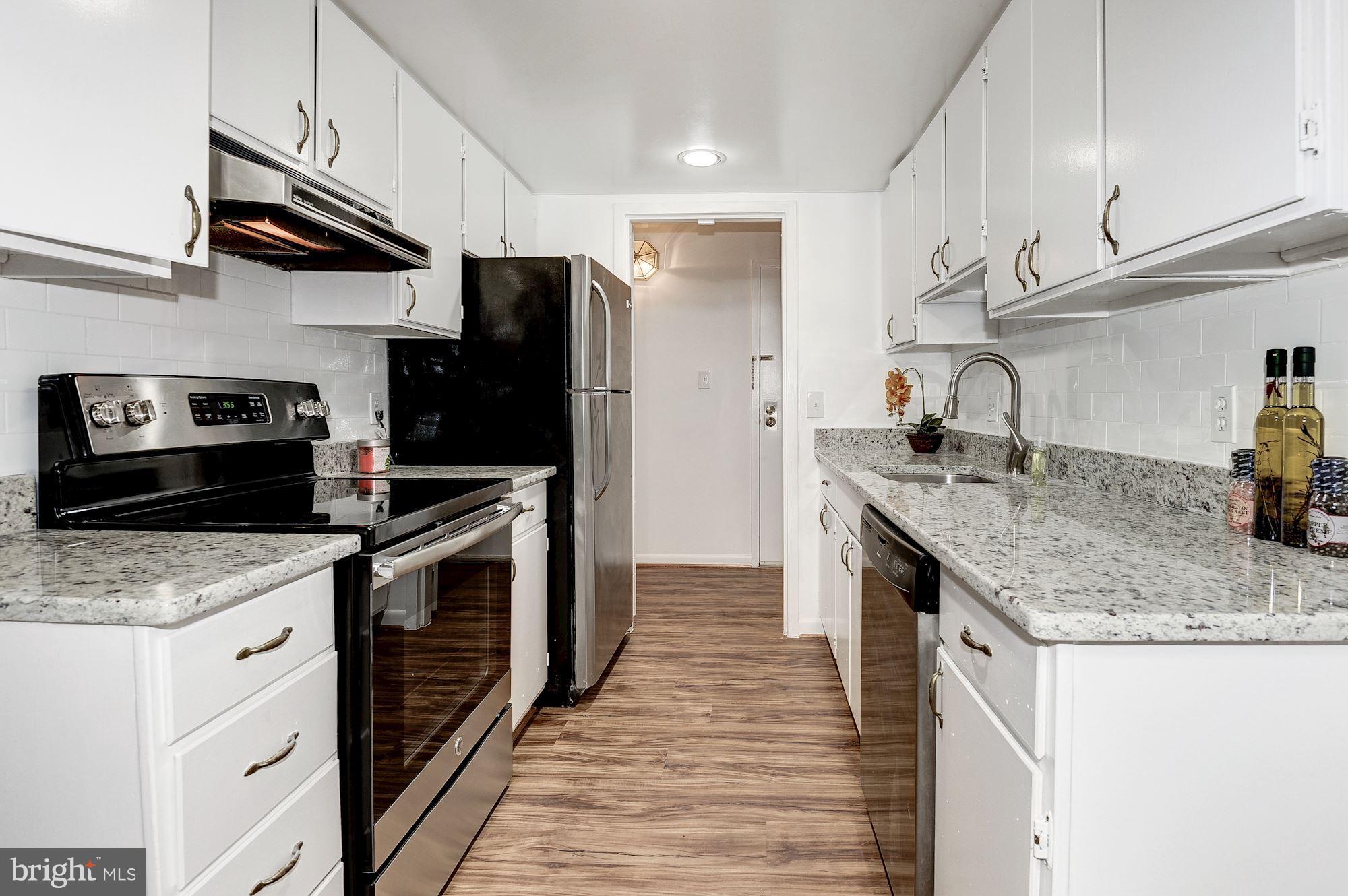 SHADOWOOD - Residential