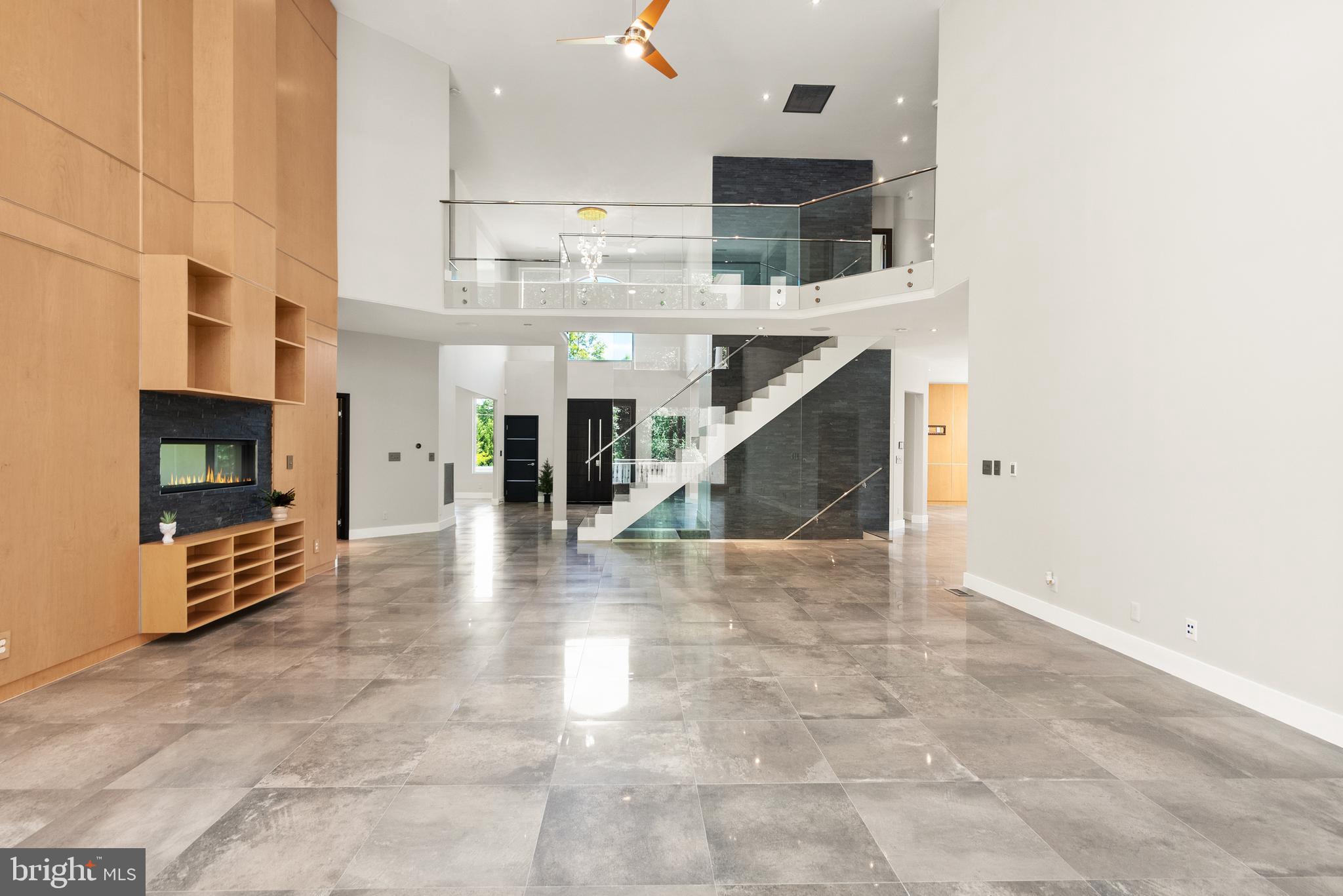 6600 RESERVES HILL COURT